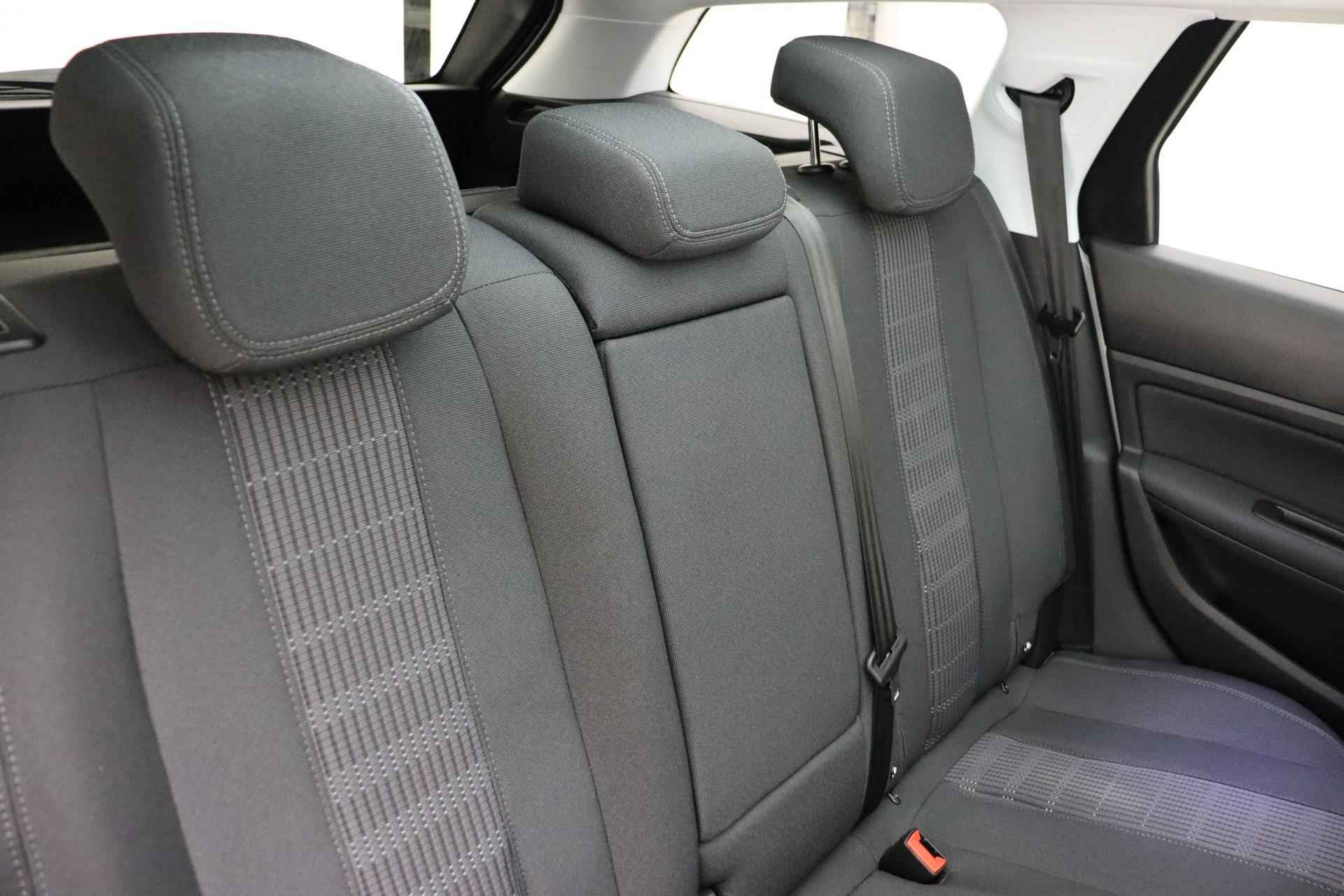 Peugeot 308 SW 1.2 PureTech Blue Lease Premium | Lichtmetalen Velgen | Panorama Dak | Camera | Parkeersensoren | Navigatie | Cruise Control | - 16/33