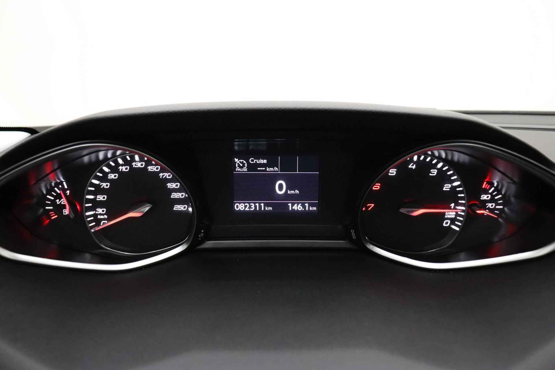 Peugeot 308 SW 1.2 PureTech Blue Lease Premium | Lichtmetalen Velgen | Panorama Dak | Camera | Parkeersensoren | Navigatie | Cruise Control | - 28/33