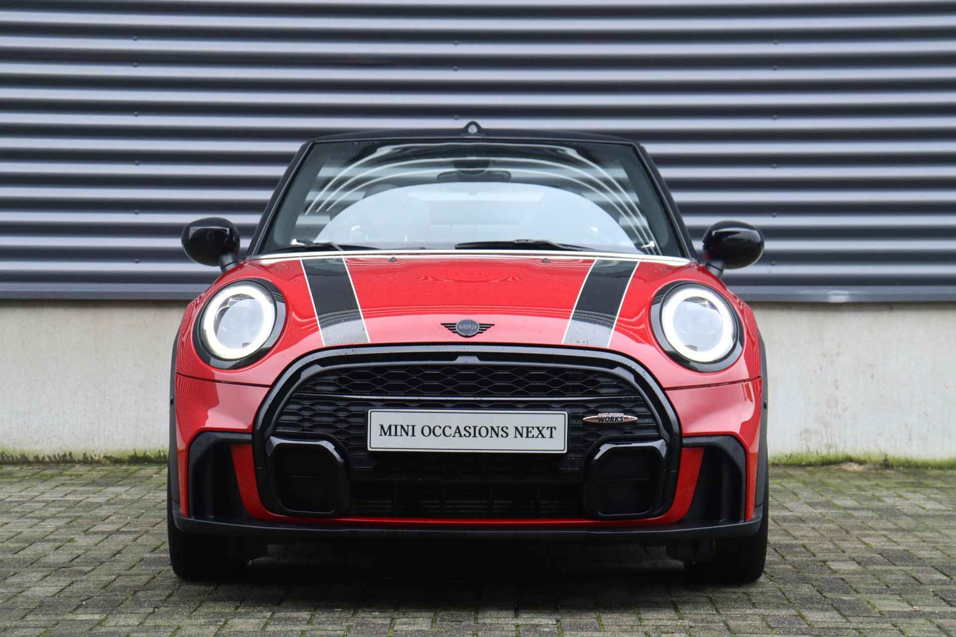 Mini Cabrio Cooper | John Cooper Works Uitvoering + Comfort Plus Pack + Head-Up + Camera + Adaptief Onderstel + Stuurwiel Verwarming + Apple Carplay + 17" JCW Track Spoke zwart - 5/38