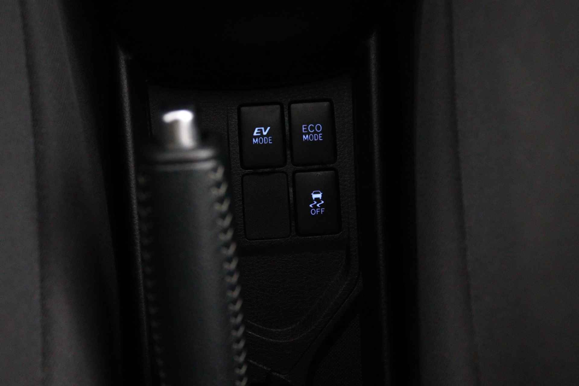 Toyota Yaris 1.5 Hybrid Active | Keyless Entry | Navigatie | Parkeersensoren Achter | Lichtsensor | Regensensor | Achteruitrijcamera | - 33/48