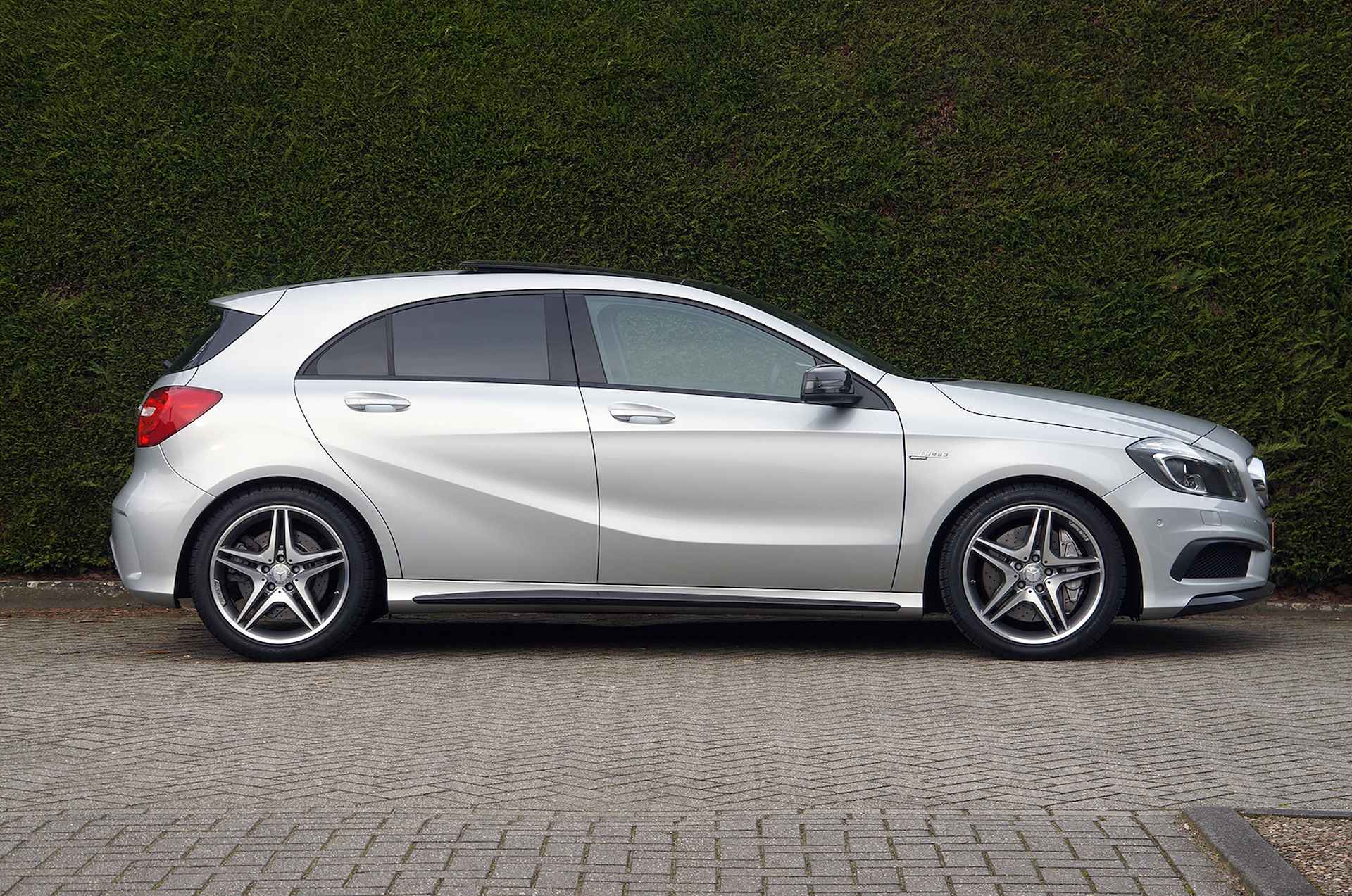 Mercedes-Benz A-Klasse A 45 AMG 4M | 100% Dealeronderhouden Carbon Exterieur Drivers Pack Exclusief - 2/48