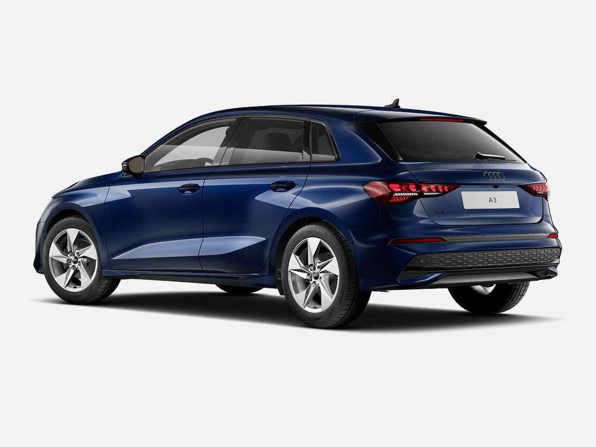 Audi A3 Sportback Advanced edition 30 TFSI 116 pk · Assistentiepakket driving en parking · Afgevlakt sportstuur - 3/8