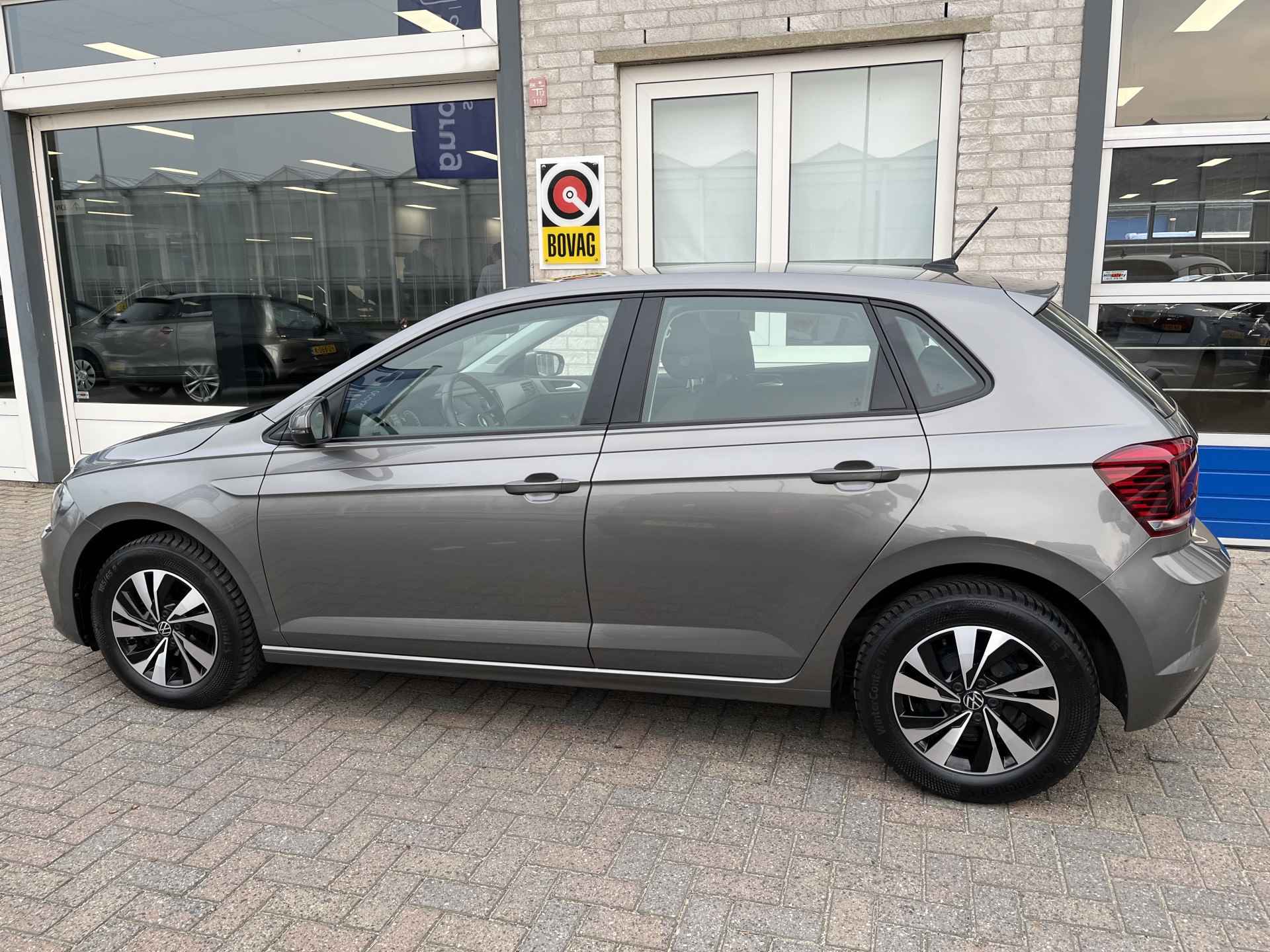 Volkswagen Polo 1.0 TSI DSG Comfortline / AUTOMAAT/ ADAPT. CRUISE/ DAB/ NAVI/ APP-CONNECT/ PARK. SENSOREN/ CLIMA - 3/38