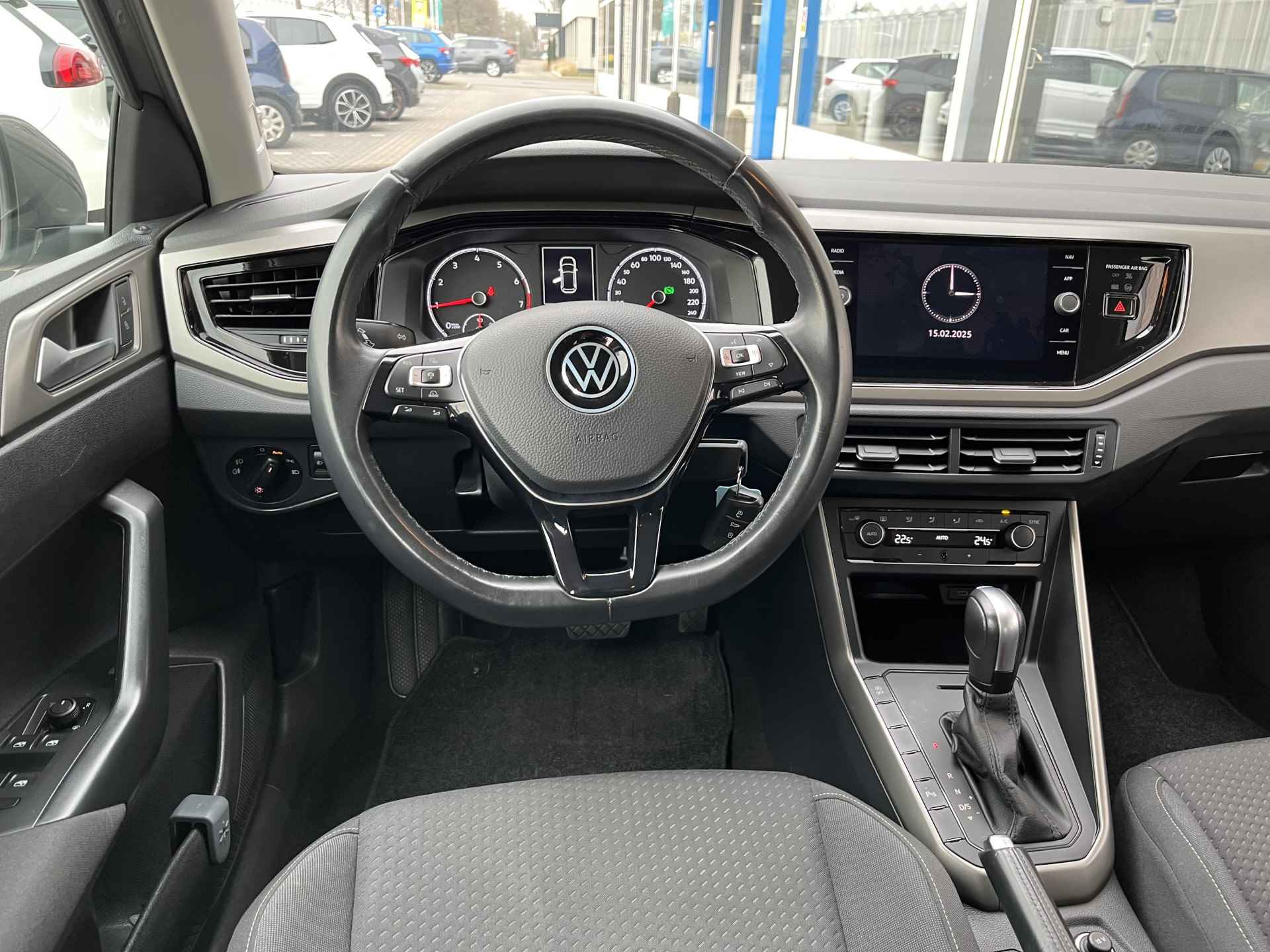 Volkswagen Polo 1.0 TSI DSG Comfortline / AUTOMAAT/ ADAPT. CRUISE/ DAB/ NAVI/ APP-CONNECT/ PARK. SENSOREN/ CLIMA - 8/38