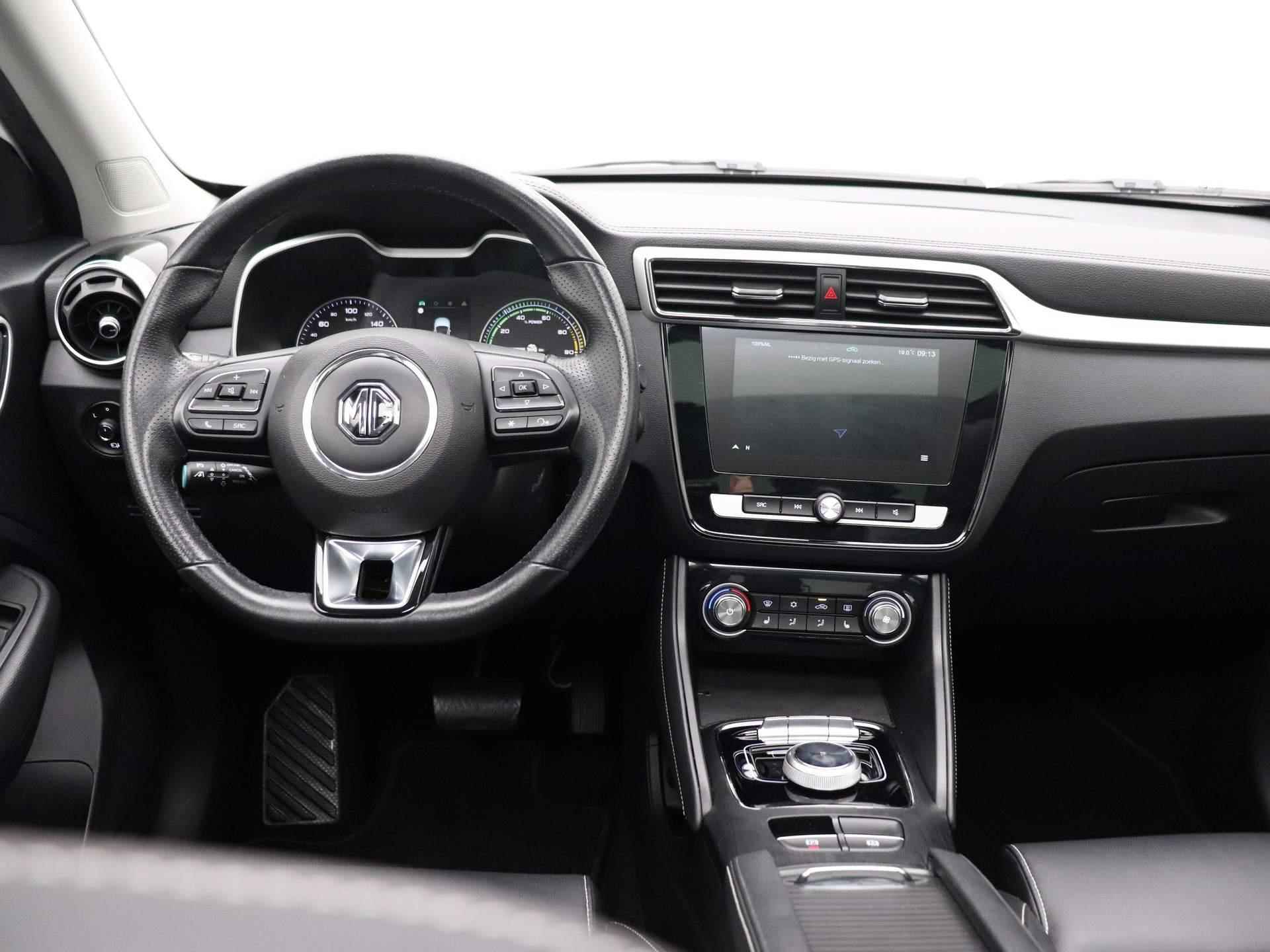 MG ZS EV Luxury 45 kWh | Navigatie | Airco | Panoramaschuifdak | Camera | Zwart dak - 8/33