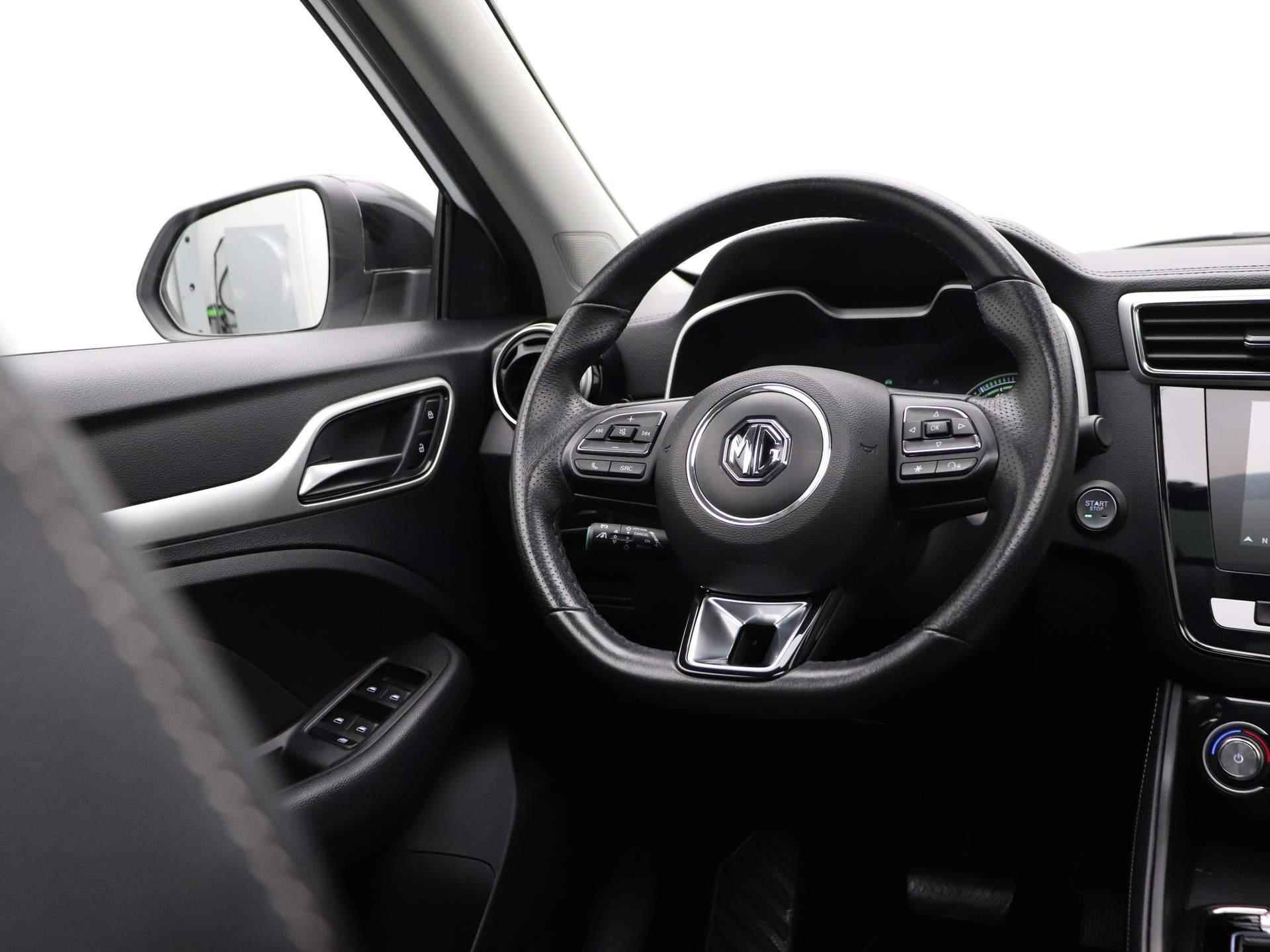 MG ZS EV Luxury 45 kWh | Navigatie | Airco | Panoramaschuifdak | Camera | Zwart dak - 12/33