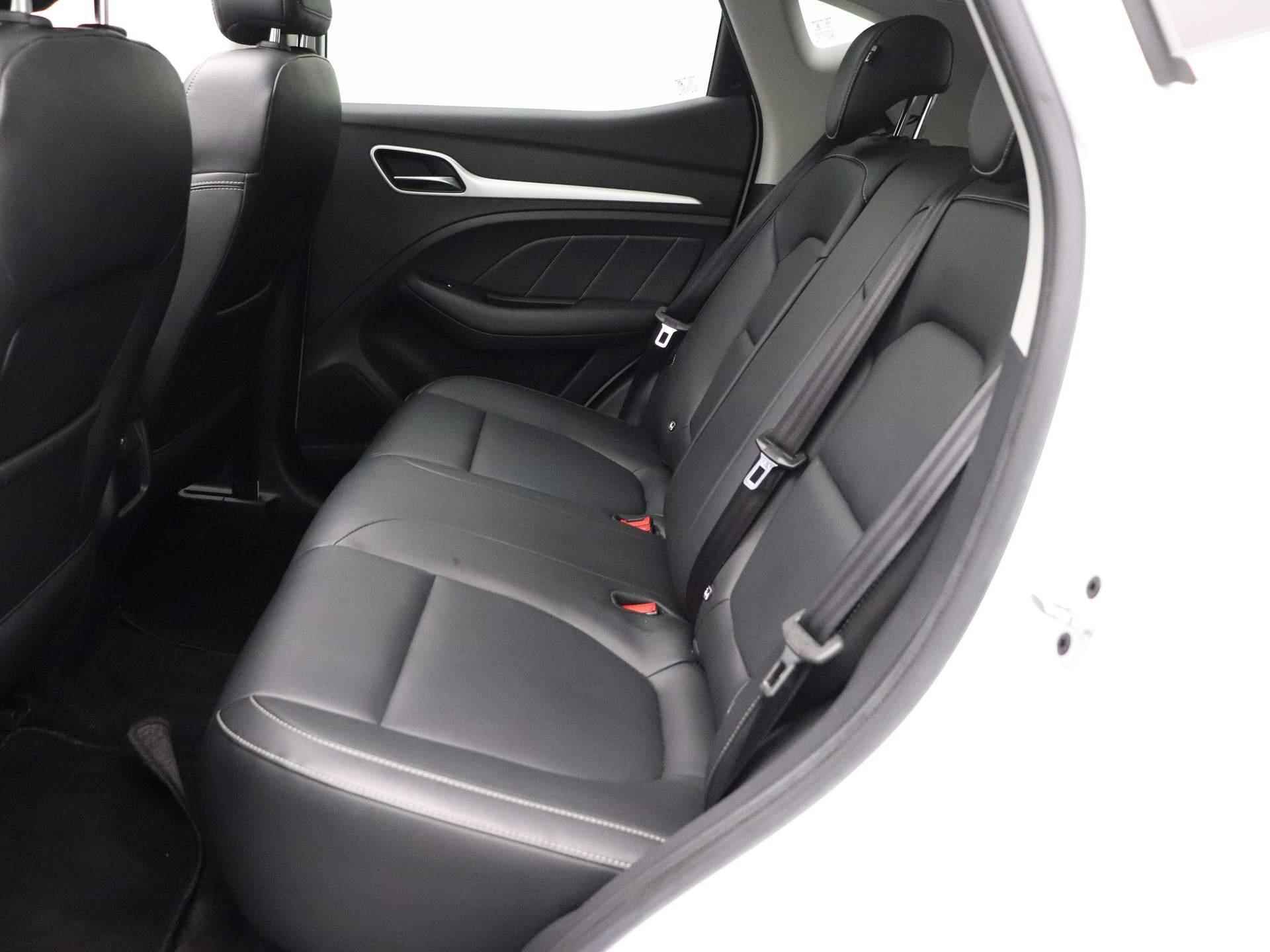 MG ZS EV Luxury 45 kWh | Navigatie | Airco | Panoramaschuifdak | Camera | Zwart dak - 14/33