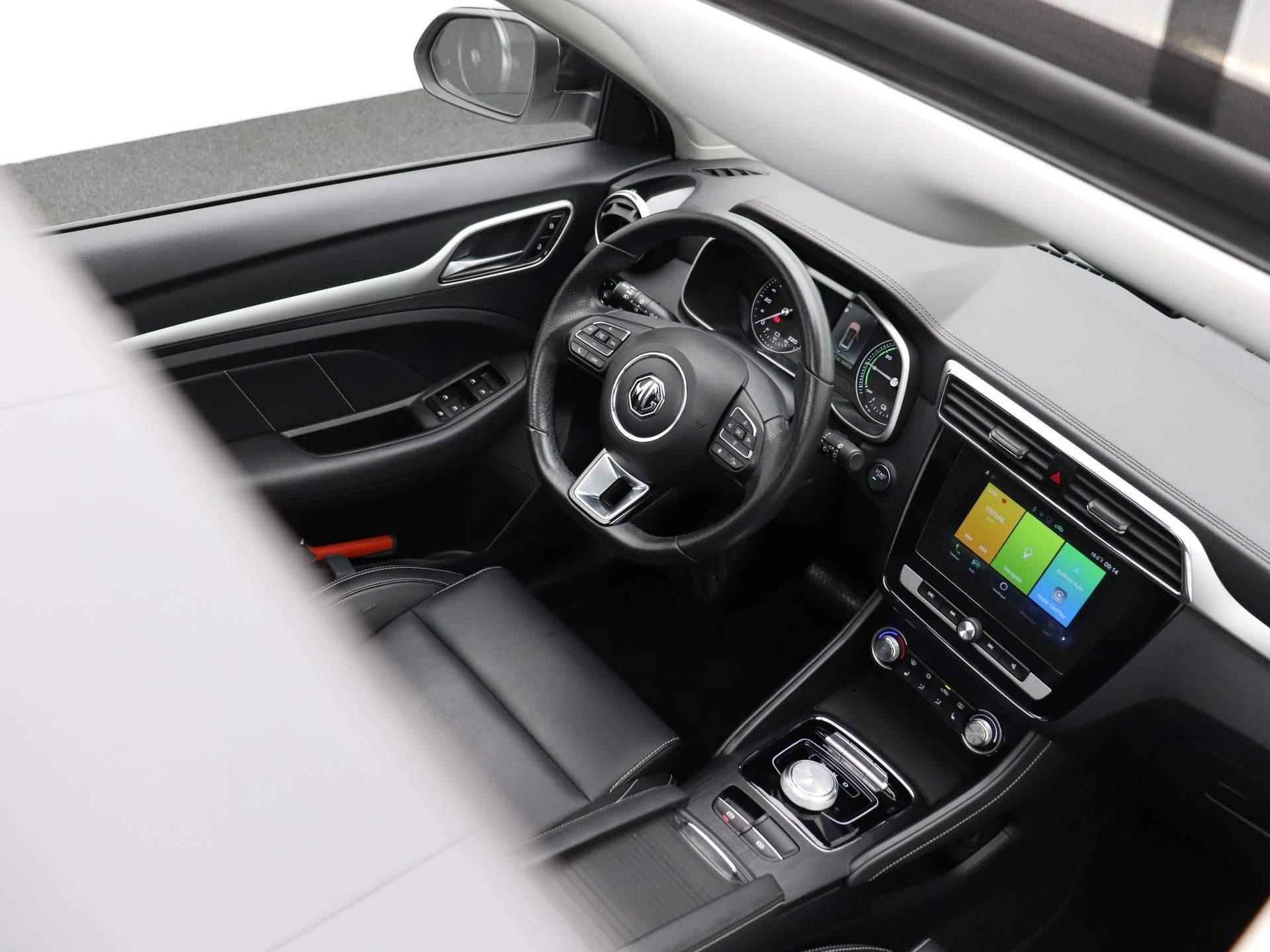 MG ZS EV Luxury 45 kWh | Navigatie | Airco | Panoramaschuifdak | Camera | Zwart dak - 32/33