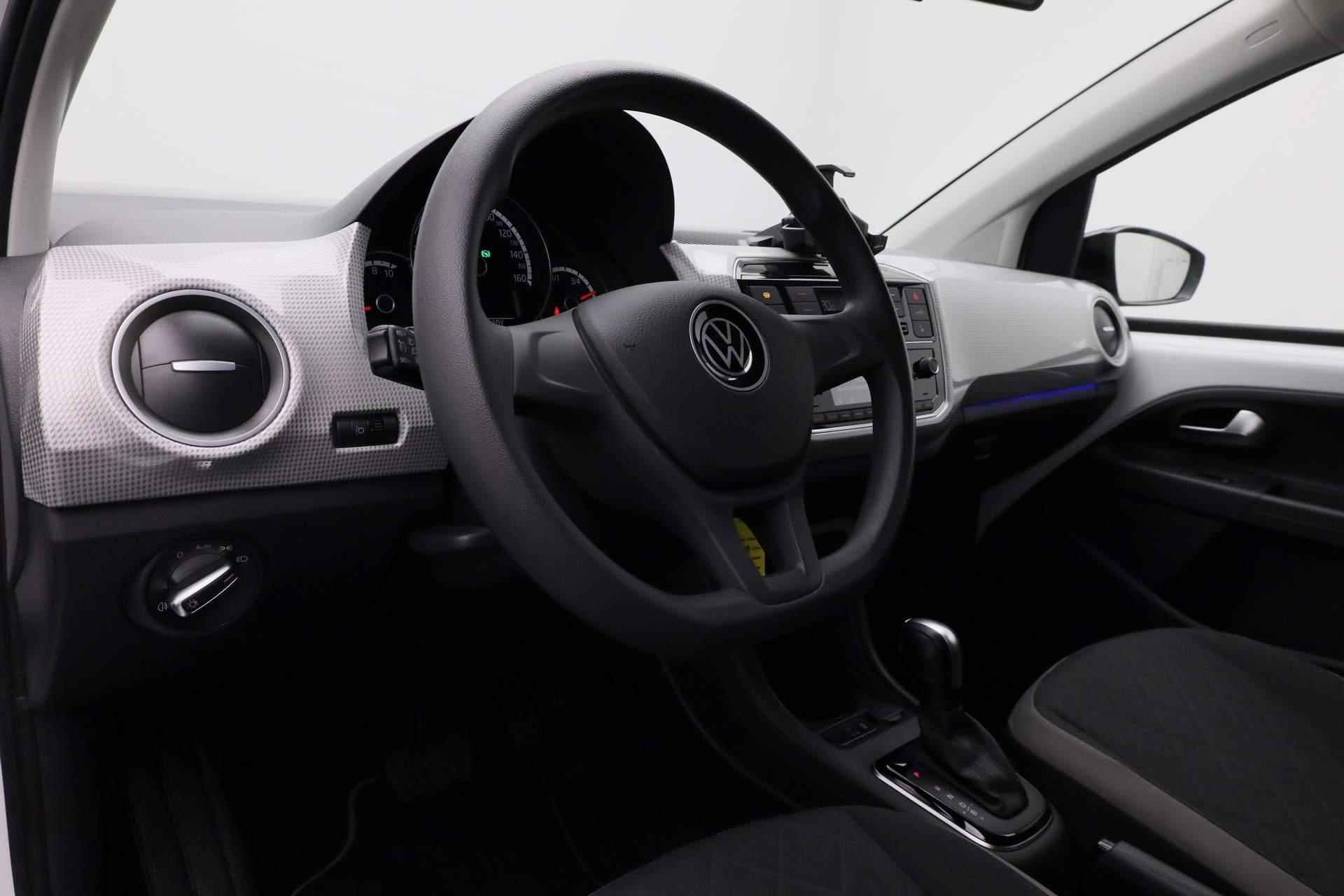 Volkswagen e-Up! Style 83PK | Camera | Stoelverwarming | Cruise | Navi via App - 3/30