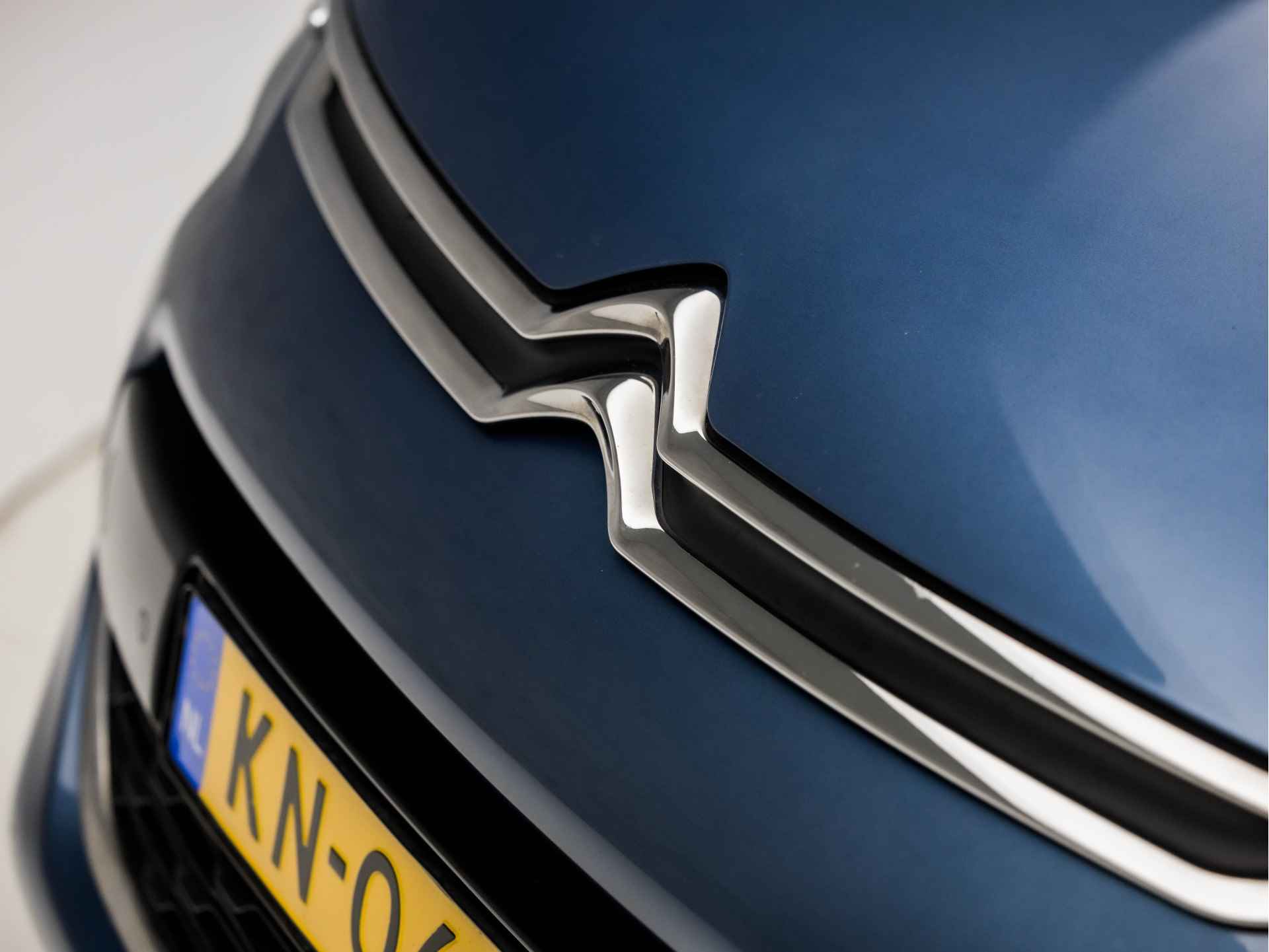 Citroën C4 Picasso 1.2 PureTech Sport (NAVIGATIE, DIGITAL COCKPIT, GETINT GLAS, TREKHAAK, SPORTSTOELEN, BLUETOOTH, CRUISE, LM VELGEN, NIEUWSTAAT) - 28/40
