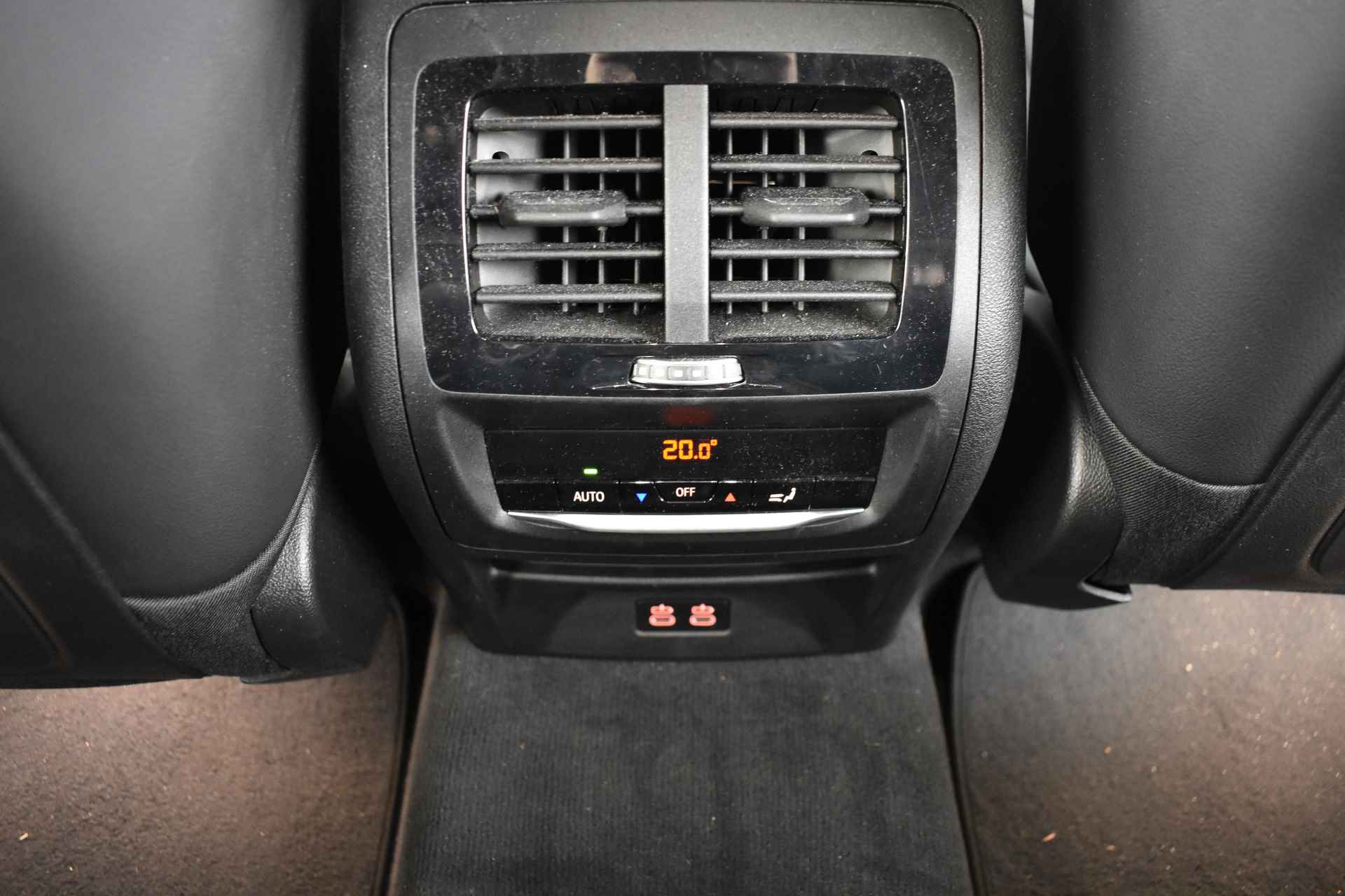 BMW X3 xDrive30e High Executive M Sport Automaat / Trekhaak / Gesture Control / Parking Assistant / Live Cockpit Professional / Stoelverwarming - 11/50