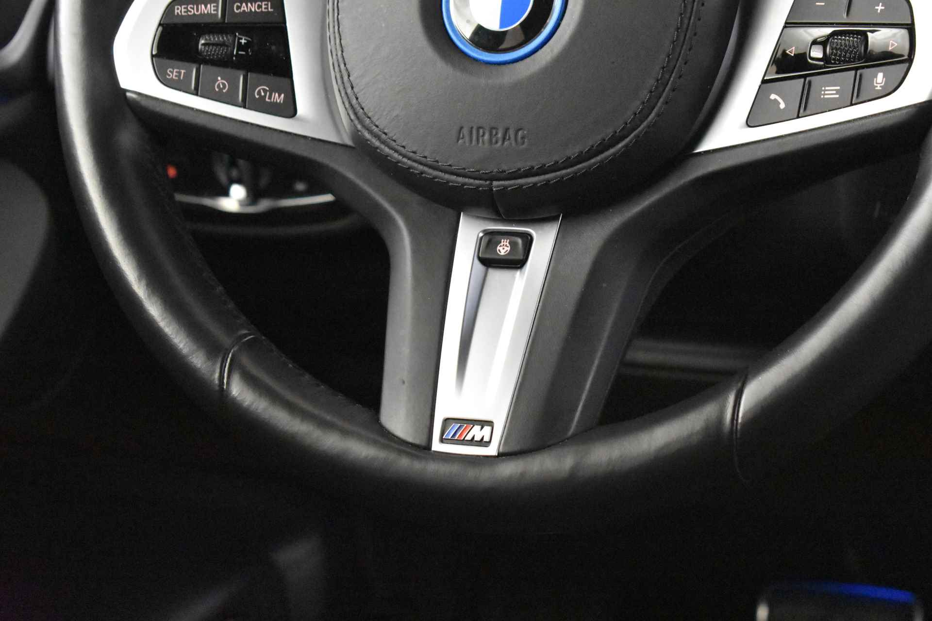 BMW X3 xDrive30e High Executive M Sport Automaat / Trekhaak / Gesture Control / Parking Assistant / Live Cockpit Professional / Stoelverwarming - 19/50