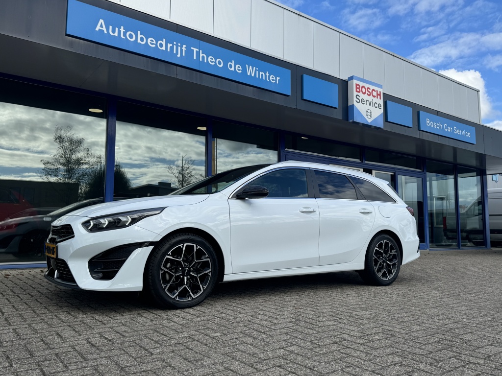 Kia Ceed Sportswagon 1.5 T-GDi GT-Line| Schuif/kanteldak, Camera, Trekhaak, Apple Car