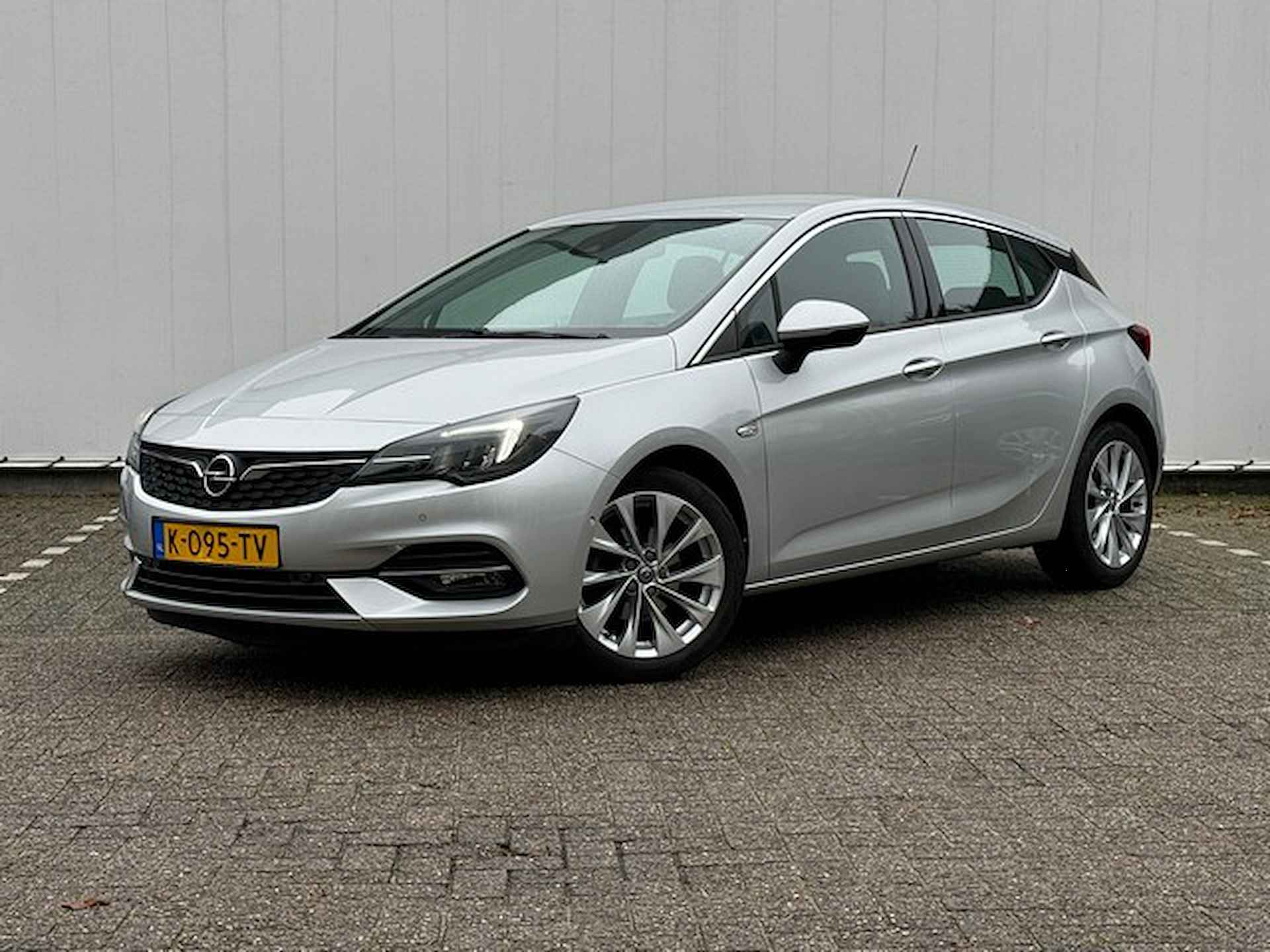 Opel Astra 1.2 Turbo Elegance met Navi/Camera, AGR, Dodehoek, 17inch - 5/24