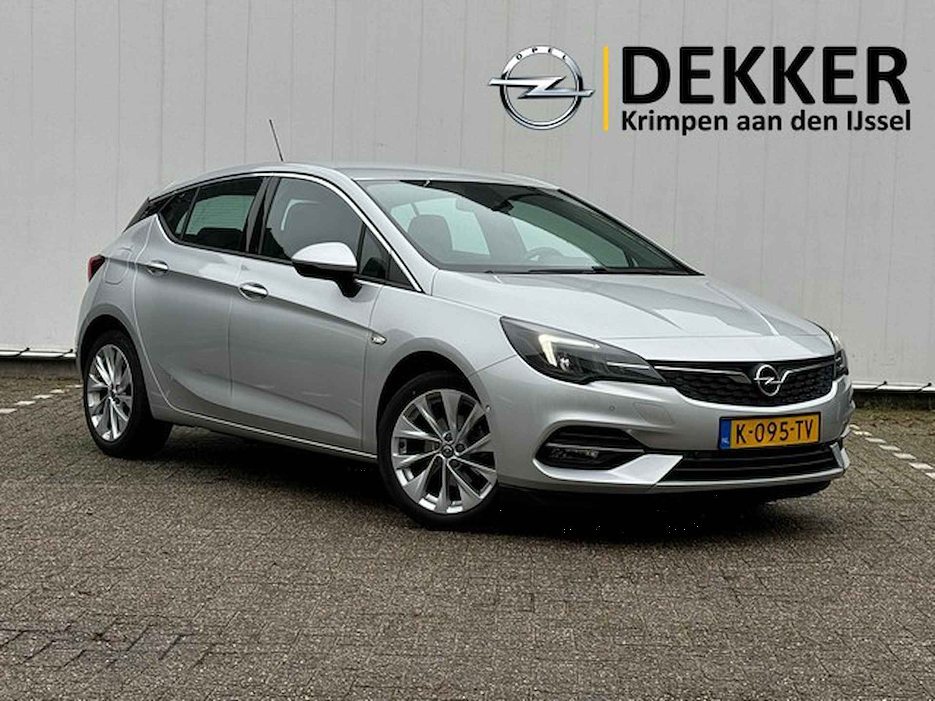 Opel Astra 1.2 Turbo Elegance met Navi/Camera, AGR, Dodehoek, 17inch - 24/24