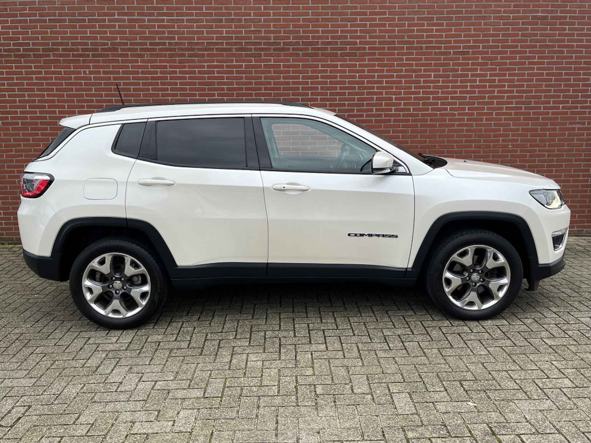 JEEP Compass 1.4 M.AIR OP.ED 4X4 AUTOMAAT NAVI CLIMA  PDC STOELVERW - 23/25