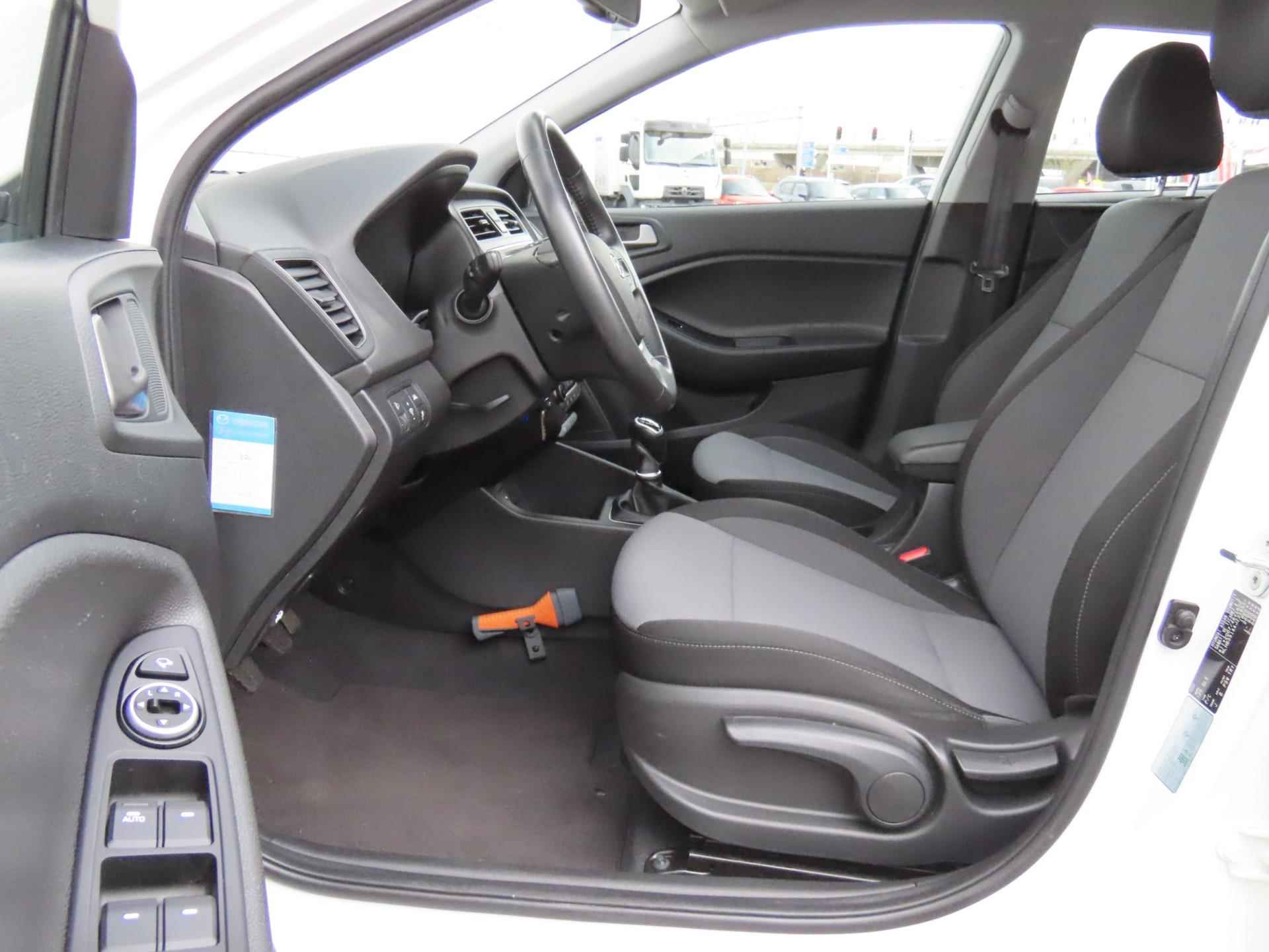 Hyundai I20 1.0 T-GDI Comfort - 12/34