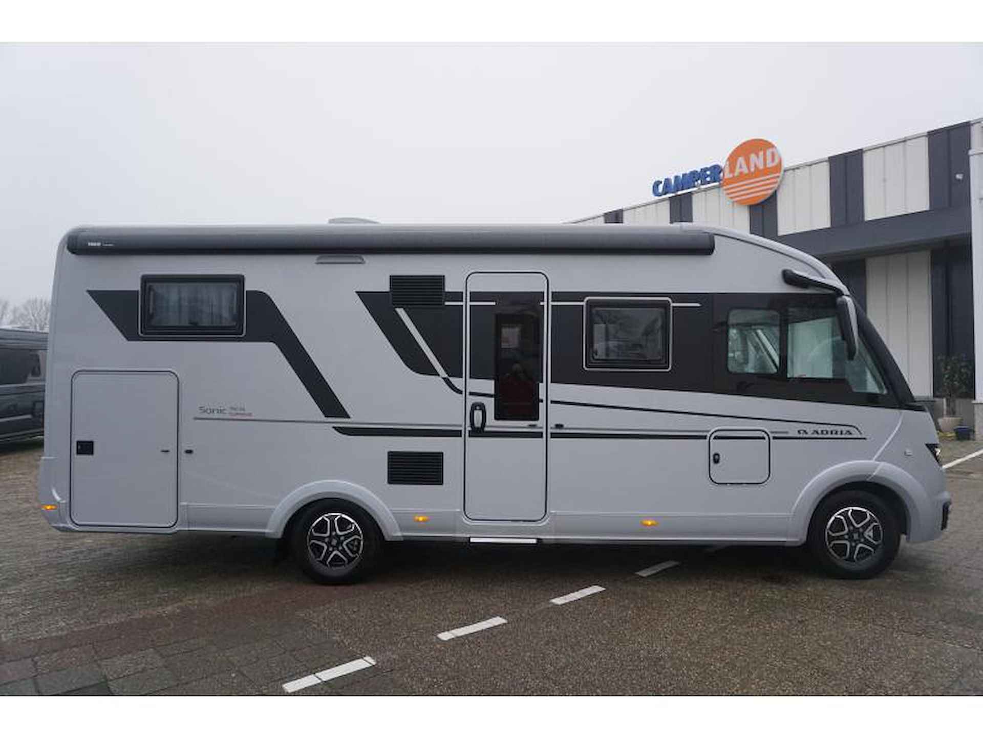 Adria Sonic Supreme 700 DL NIEUW BINNEN! - 4/24