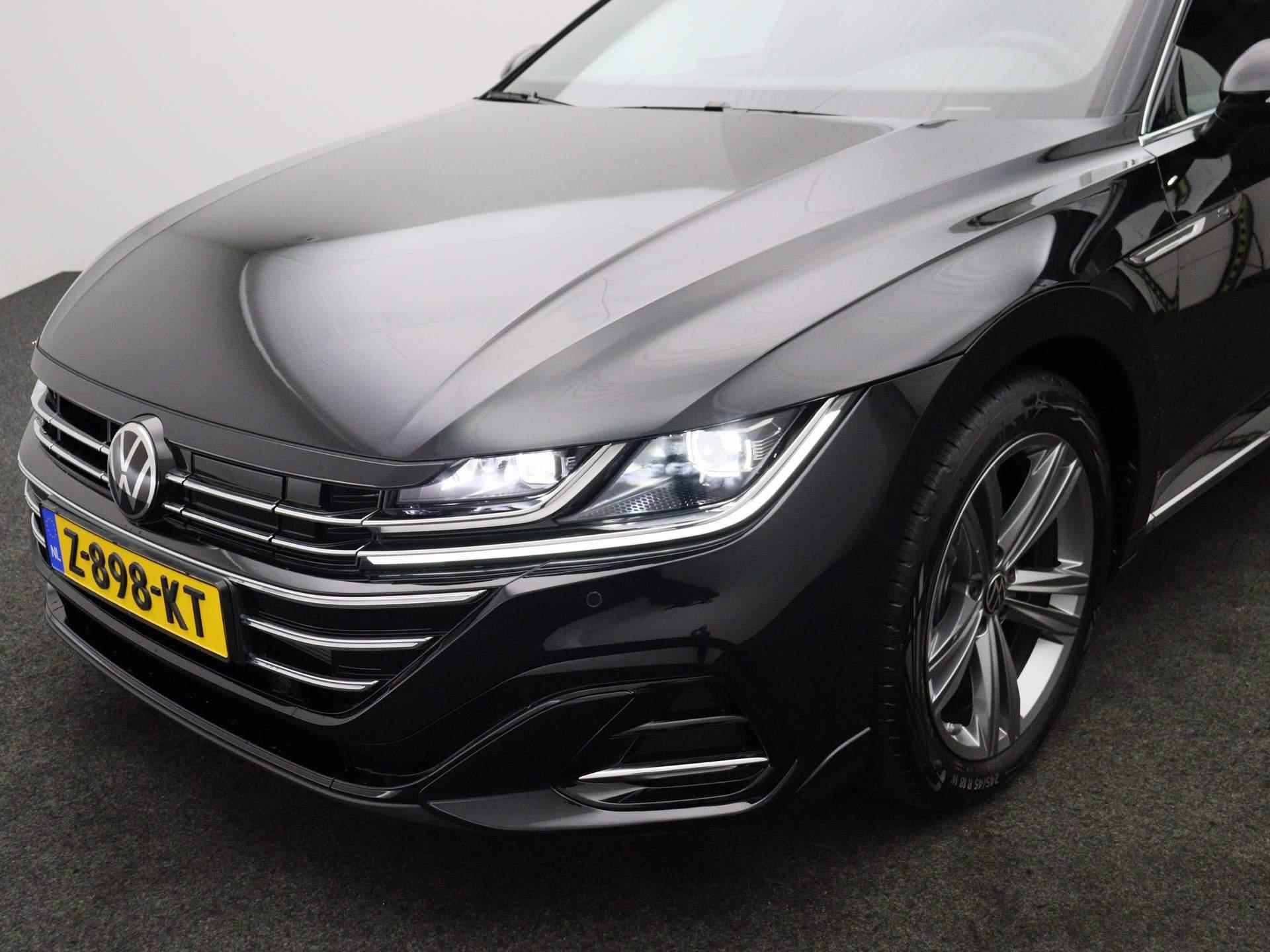 Volkswagen Arteon Shooting Brake R-Line Business 1.4 TSI eHybrid 218pk DSG Automaat Panoramadak, Trekhaak, Navigatie, Achteruitrijcamera, LED verlichting, Adaptive cruise control - 36/45