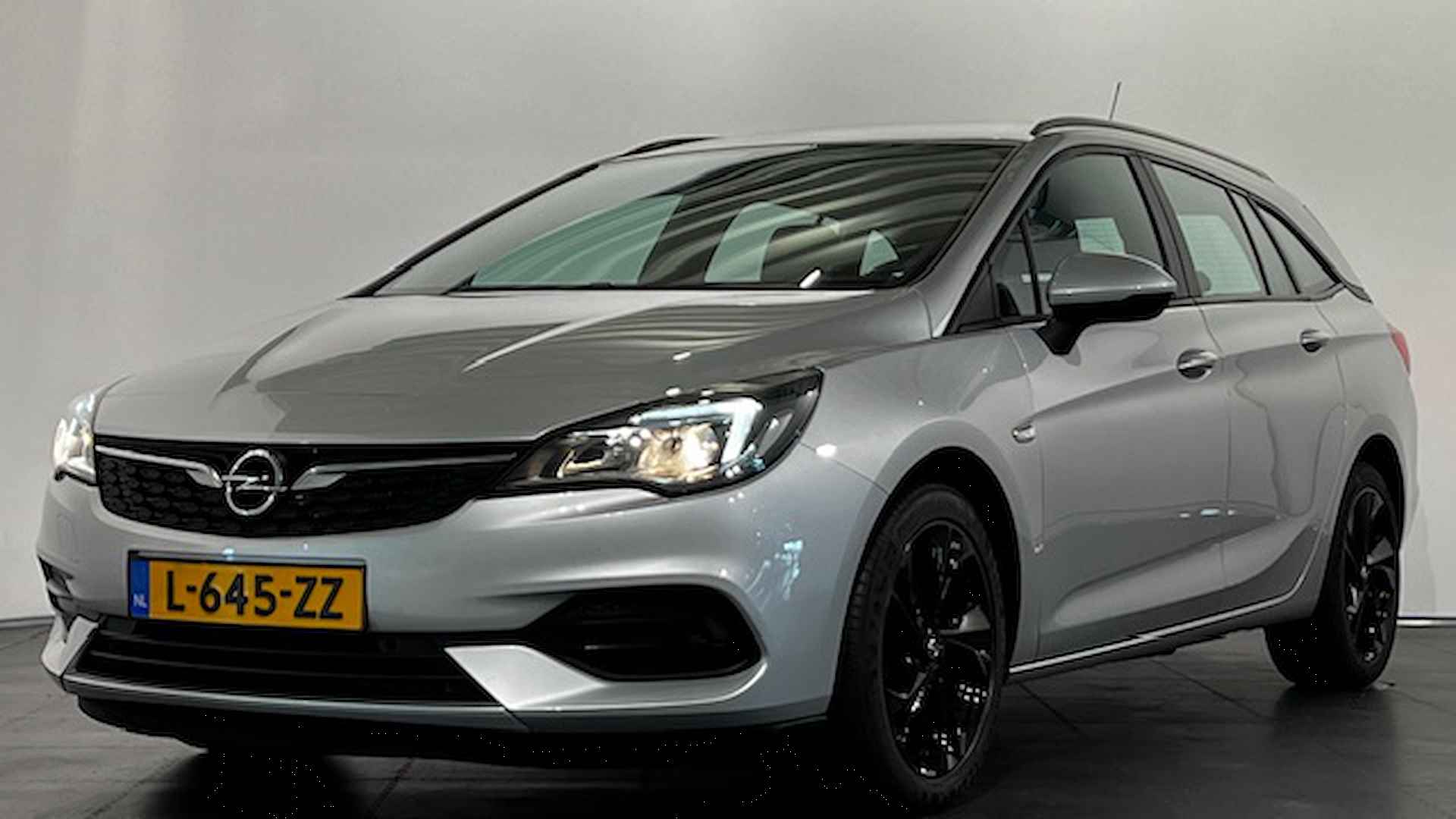 Opel Astra Sports Tourer 1.4 Turbo 145pk Start/Stop Automaat Edition/navigatie - 3/30