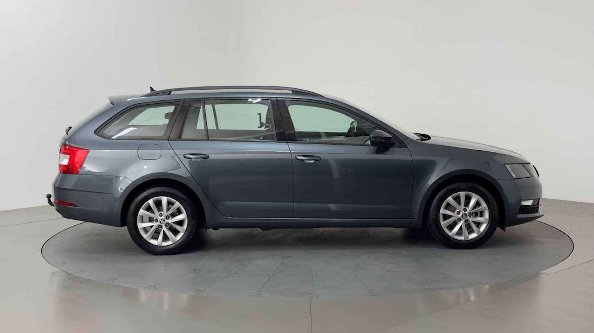 SKODA Octavia 1.0 TSI GRT AMBITION BNS TREKHAAK - 5/46