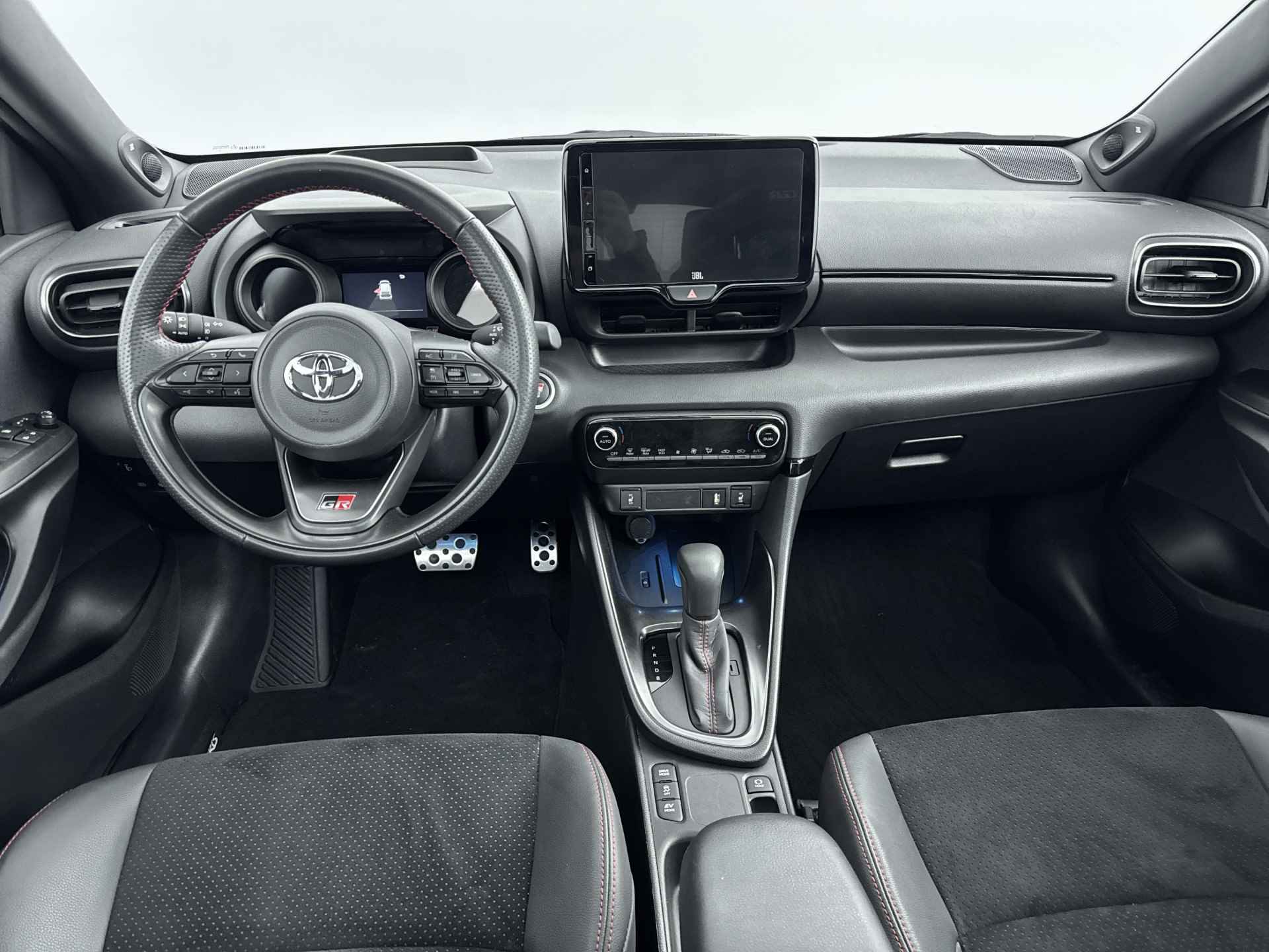 Toyota Yaris 1.5 Hybrid GR Sport | Panoramadak | JBL | Head-Up | Trekhaak | - 6/43