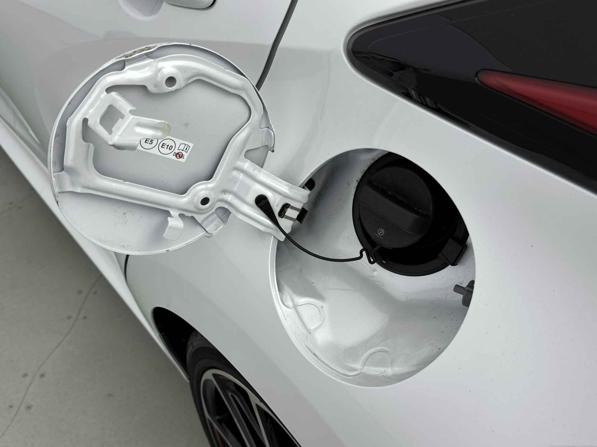 Toyota Yaris 1.5 Hybrid GR Sport | Panoramadak | JBL | Head-Up | Trekhaak | - 42/43