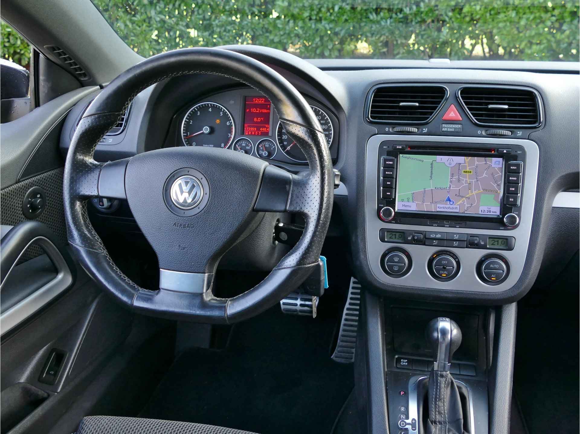 Volkswagen Scirocco 1.4 TSI 160PK AUTOMAAT | 18"velgen | stoelverwarming | cruise control | achteruitrijcamera - 7/42