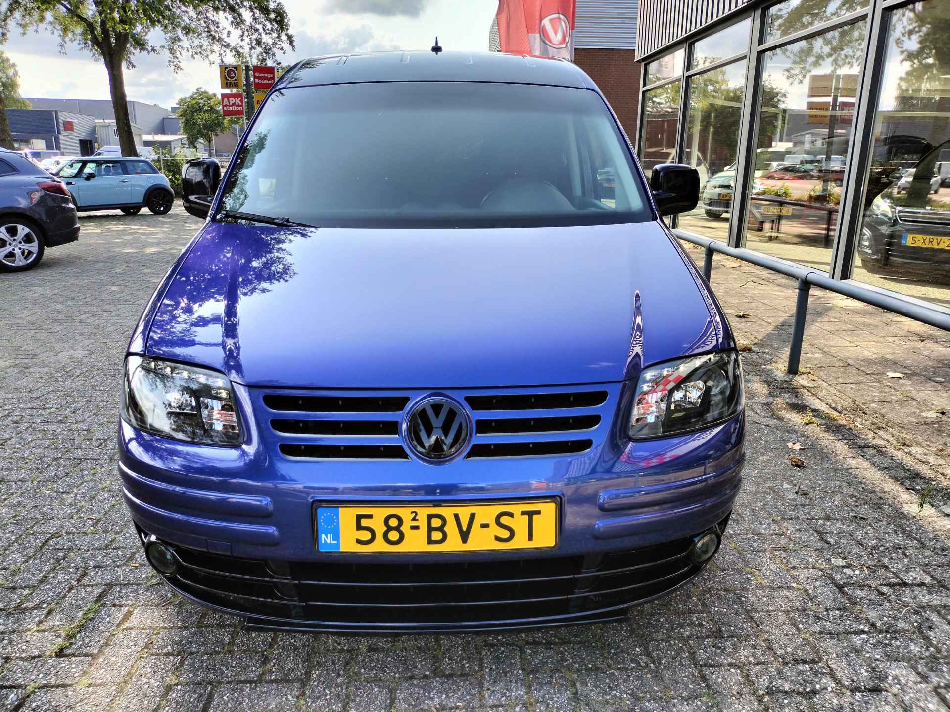 Volkswagen Caddy 1.6 BENZINE UNIEK ! AIRCO-SCHUIFDEUR-LED - 17/19