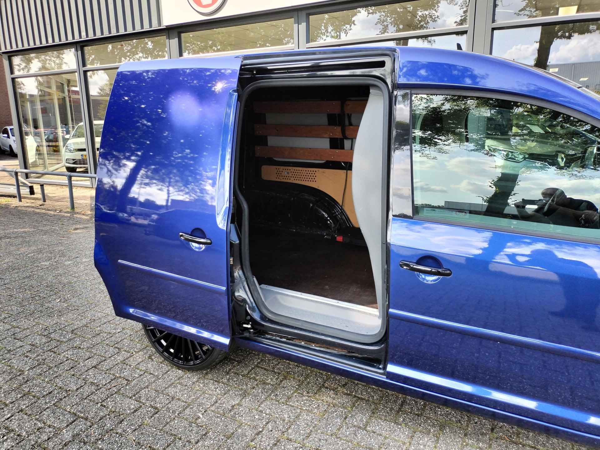 Volkswagen Caddy 1.6 BENZINE UNIEK ! AIRCO-SCHUIFDEUR-LED - 18/19