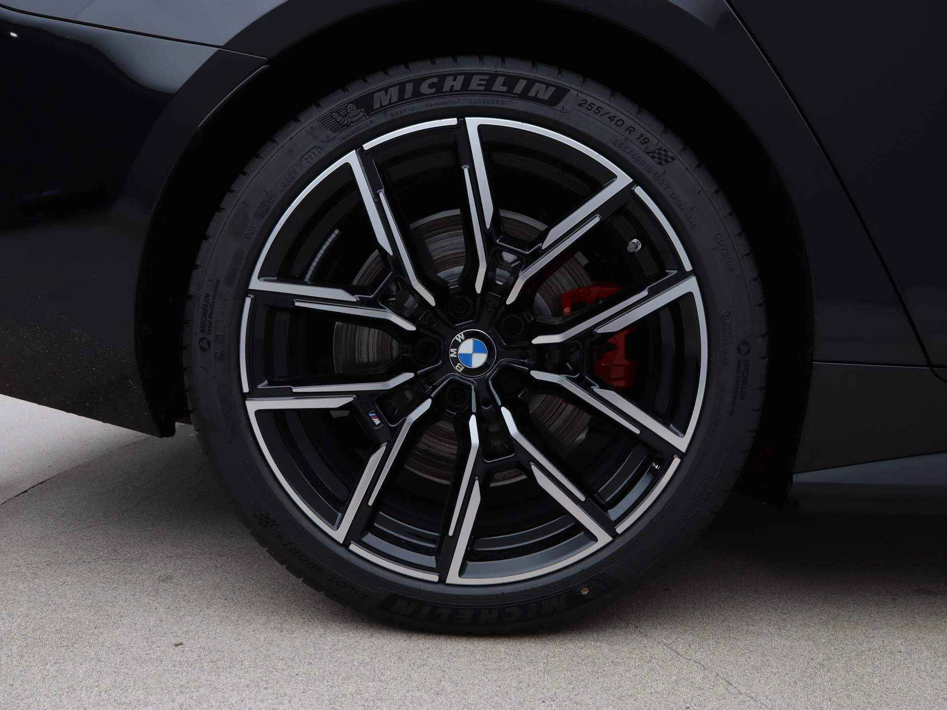 BMW i4 eDrive40 M Sportpakket Pro - 20/28