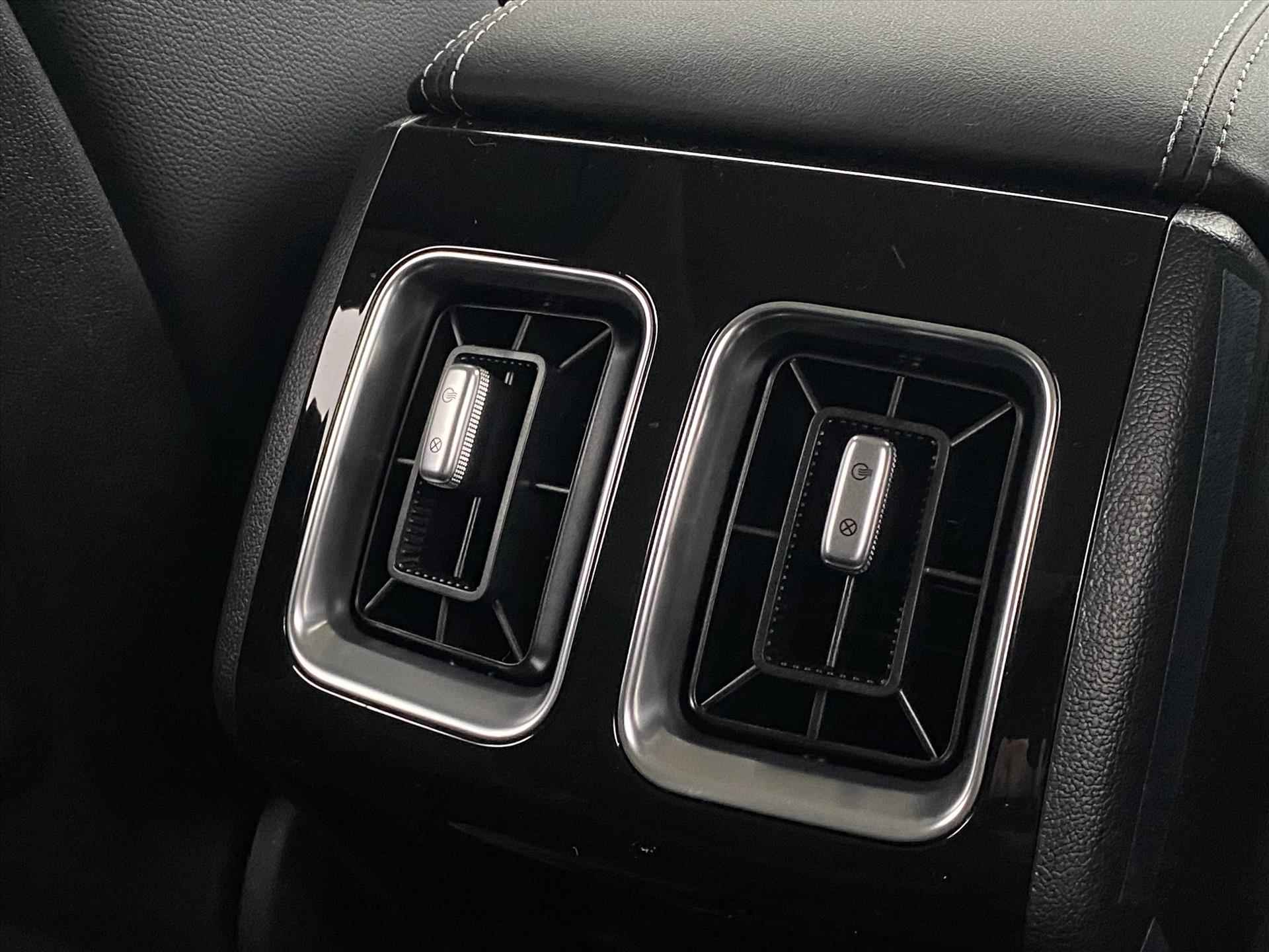 Kia Sorento 1.6 T-GDi 265pk Plug-in Hybrid 4WD Aut Edition | 360* Camera | Stoel verwarming & ventilatie | 7 zits | Leder | Rijklaar prijs! - 18/56
