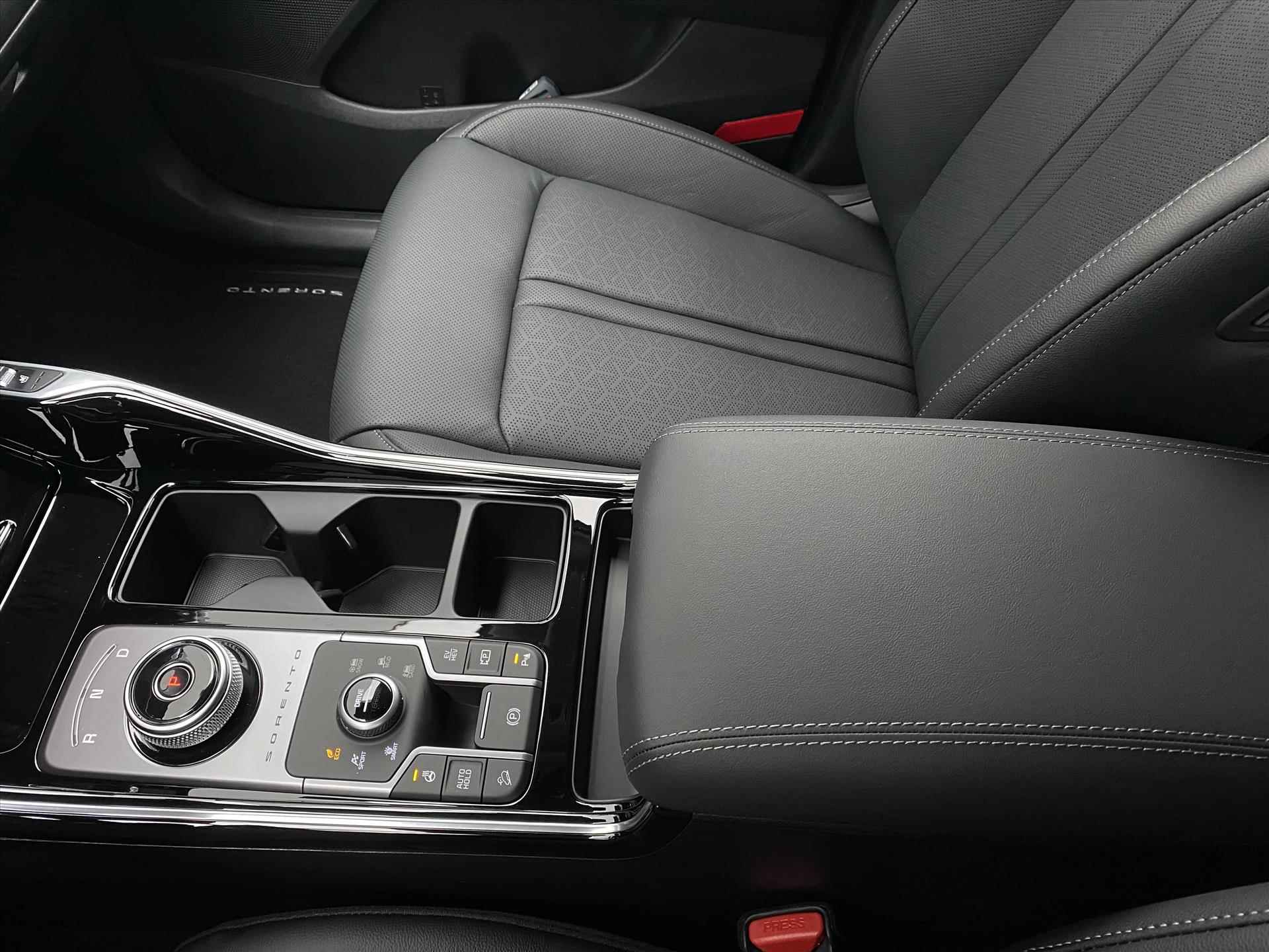 Kia Sorento 1.6 T-GDi 265pk Plug-in Hybrid 4WD Aut Edition | 360* Camera | Stoel verwarming & ventilatie | 7 zits | Leder | Rijklaar prijs! - 40/56
