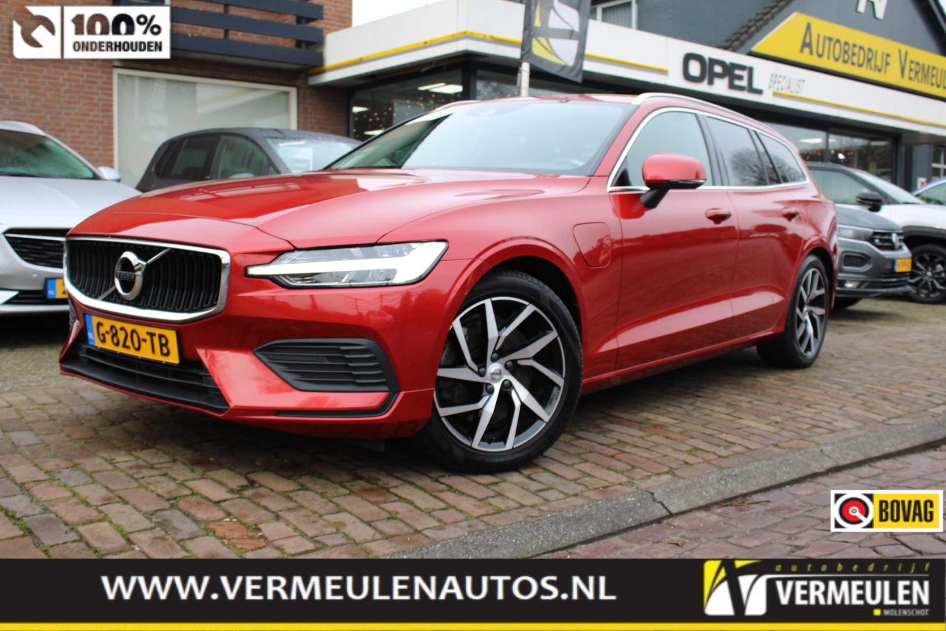 Volvo V60 T6 Twin Engine 340PK AWD Momentum Pro + 18"/ Navi / Clima/ Full-LED/ Trekhaak/ NL auto