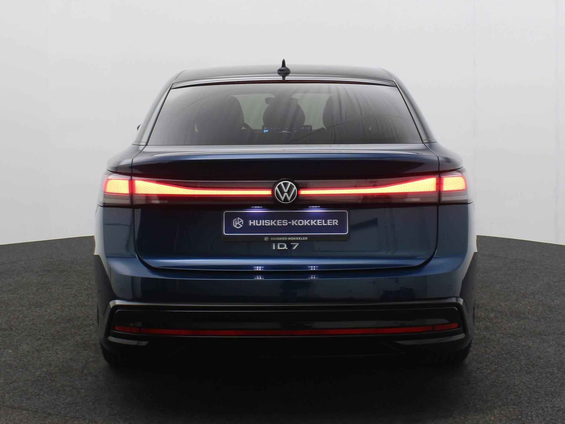 Volkswagen ID.7 Pro Business 77kWh 210kW/286pk demonstratie-auto, 55.289 ex BTW - 10/45