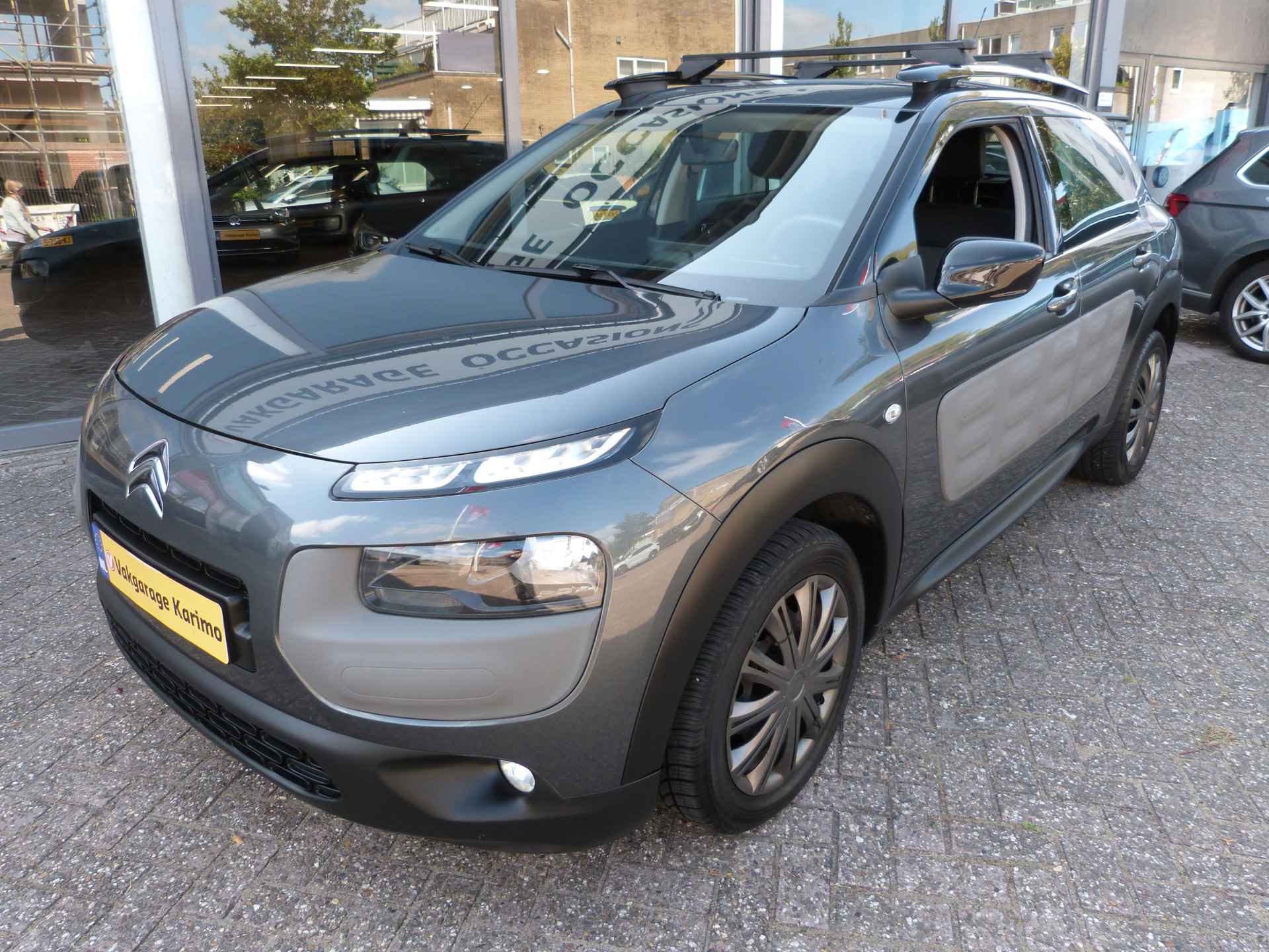 Citroën C4 Cactus 1.2 PureTech Feel - 2/16