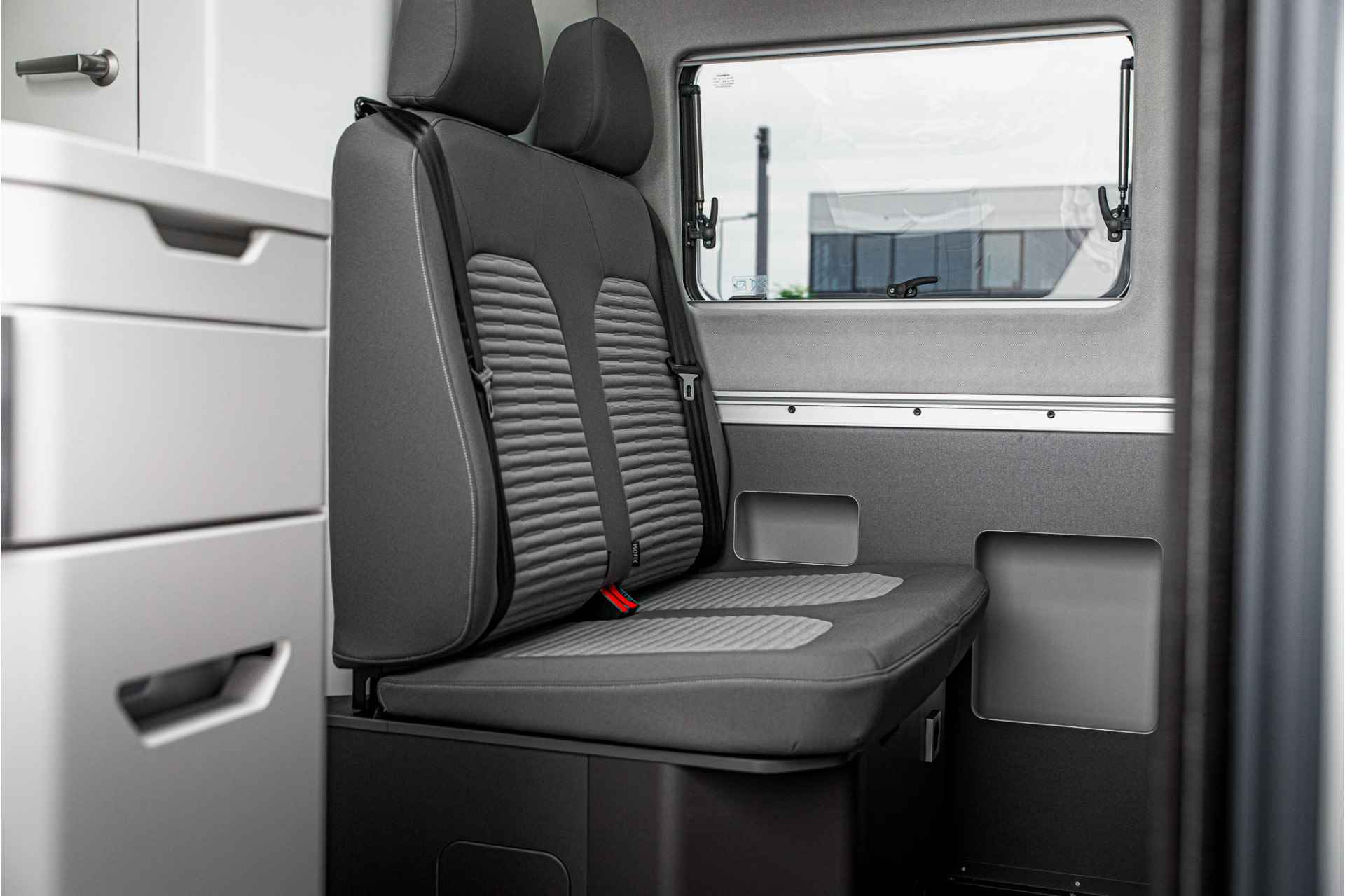 Volkswagen Crafter Grand California | 4 Slaapplaatsen | Led | Adaptive Cruise | Fietsenrek - 56/73