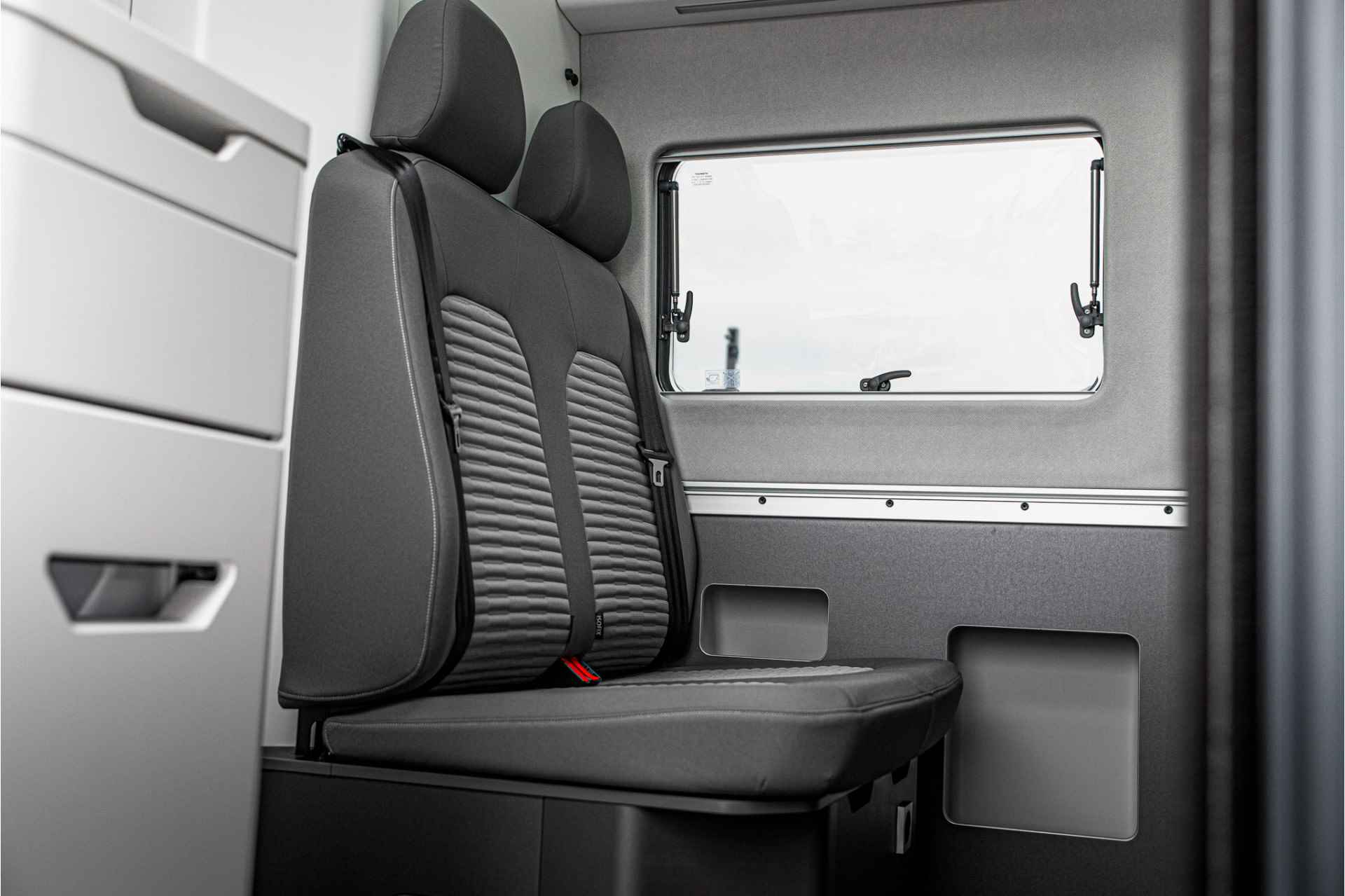 Volkswagen Crafter Grand California | 4 Slaapplaatsen | Led | Adaptive Cruise | Fietsenrek - 57/73