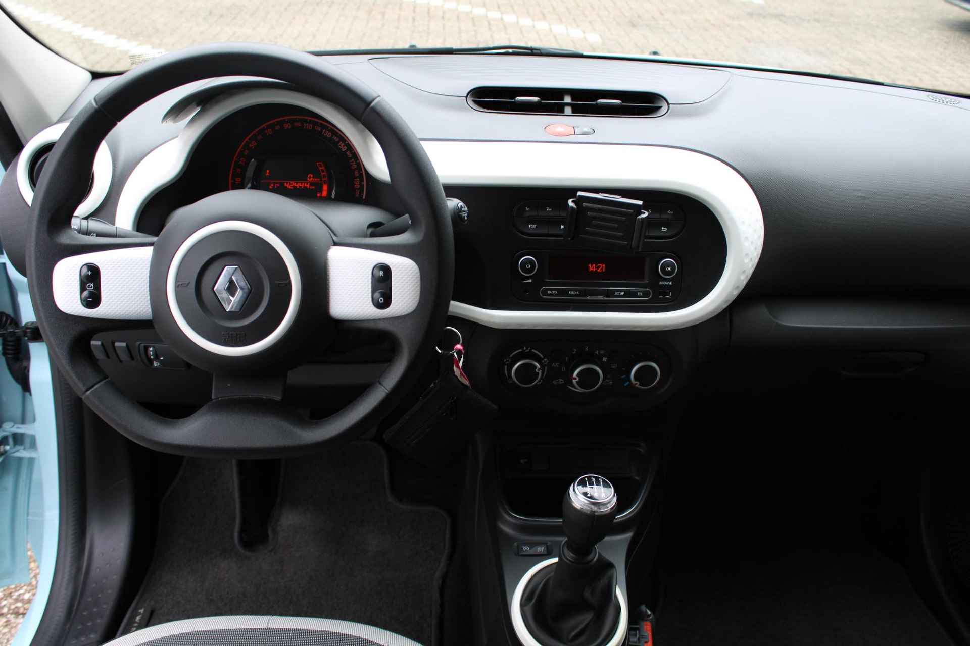 Renault Twingo 1.0 SCe 75 Collection | AIRCO | CRUISE CONTROL | BESTUURDERS STOEL IN HOOGTE VERST. | - 4/22