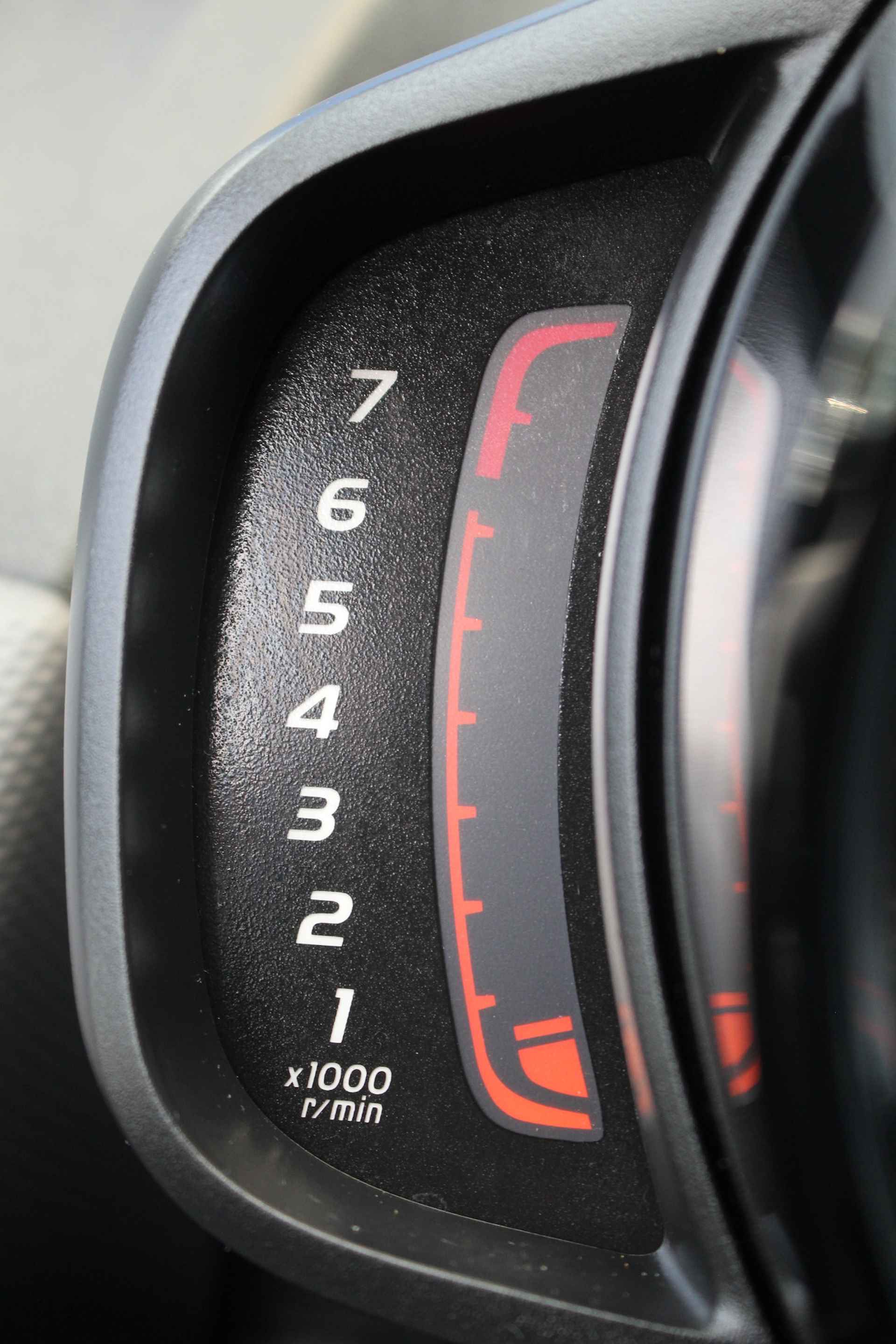 Peugeot 108 1.0 e-VTi Allure | Climate C. | Camera | Carplay | Privacy Glass | 15" LMV | - 17/32