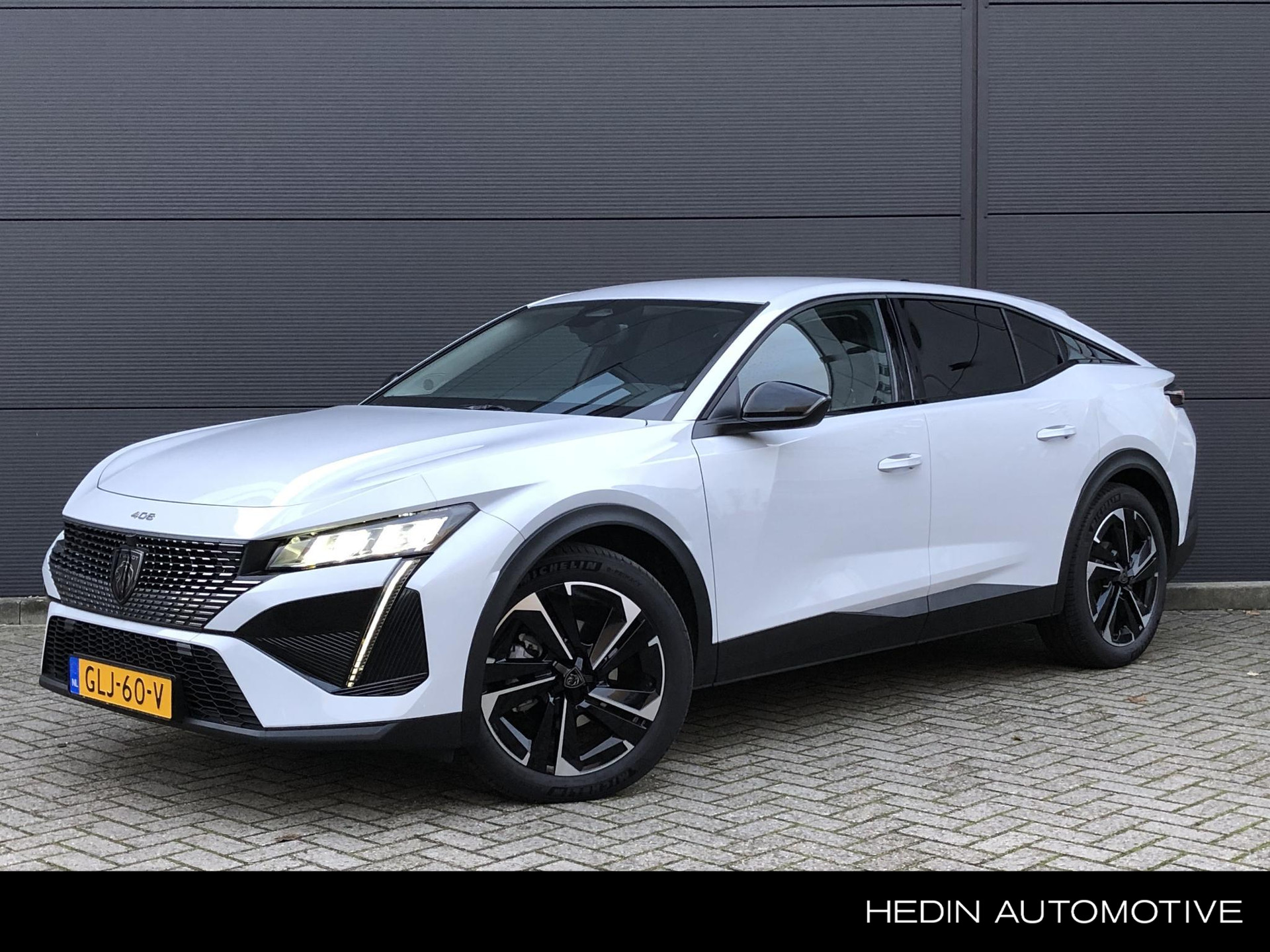 Peugeot 408 1.2 Hybrid 136 e-DCS6 Allure | Navigatie | Stoel & Stuur Verwarming | Trekhaak | Apple Carplay/Android Auto |