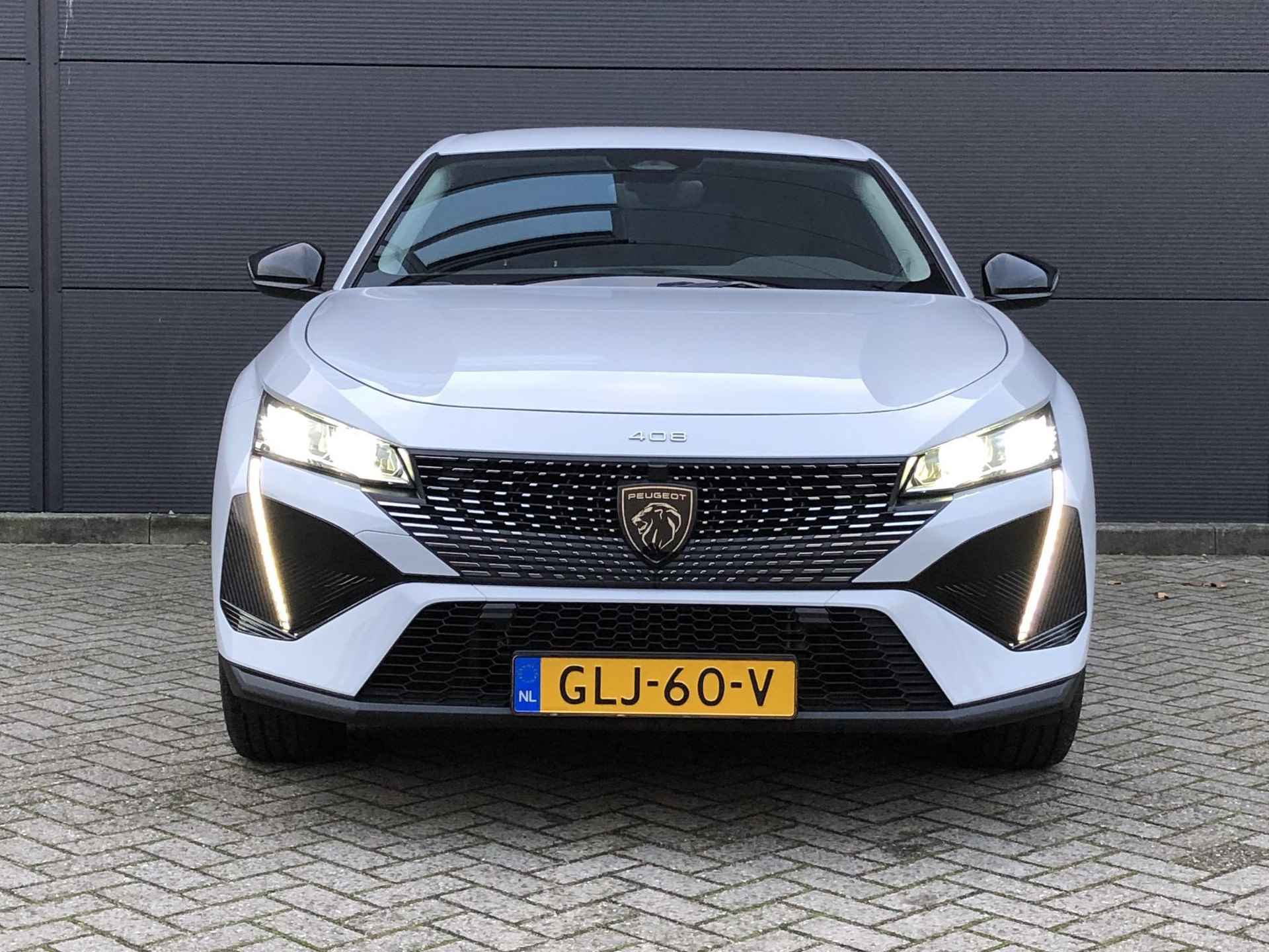 Peugeot 408 1.2 Hybrid 136 e-DCS6 Allure | Navigatie | Stoel & Stuur Verwarming | Trekhaak | Apple Carplay/Android Auto | - 3/22