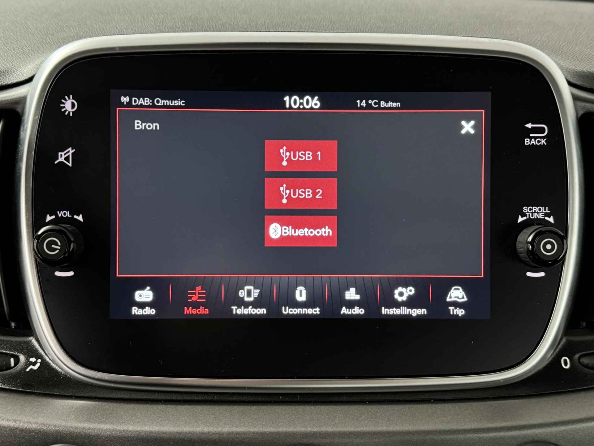 Fiat 500 1.0 Hybrid Sport | Panoramadak | Cruise control | Climate control | Apple Carplay/Android Auto - 35/42