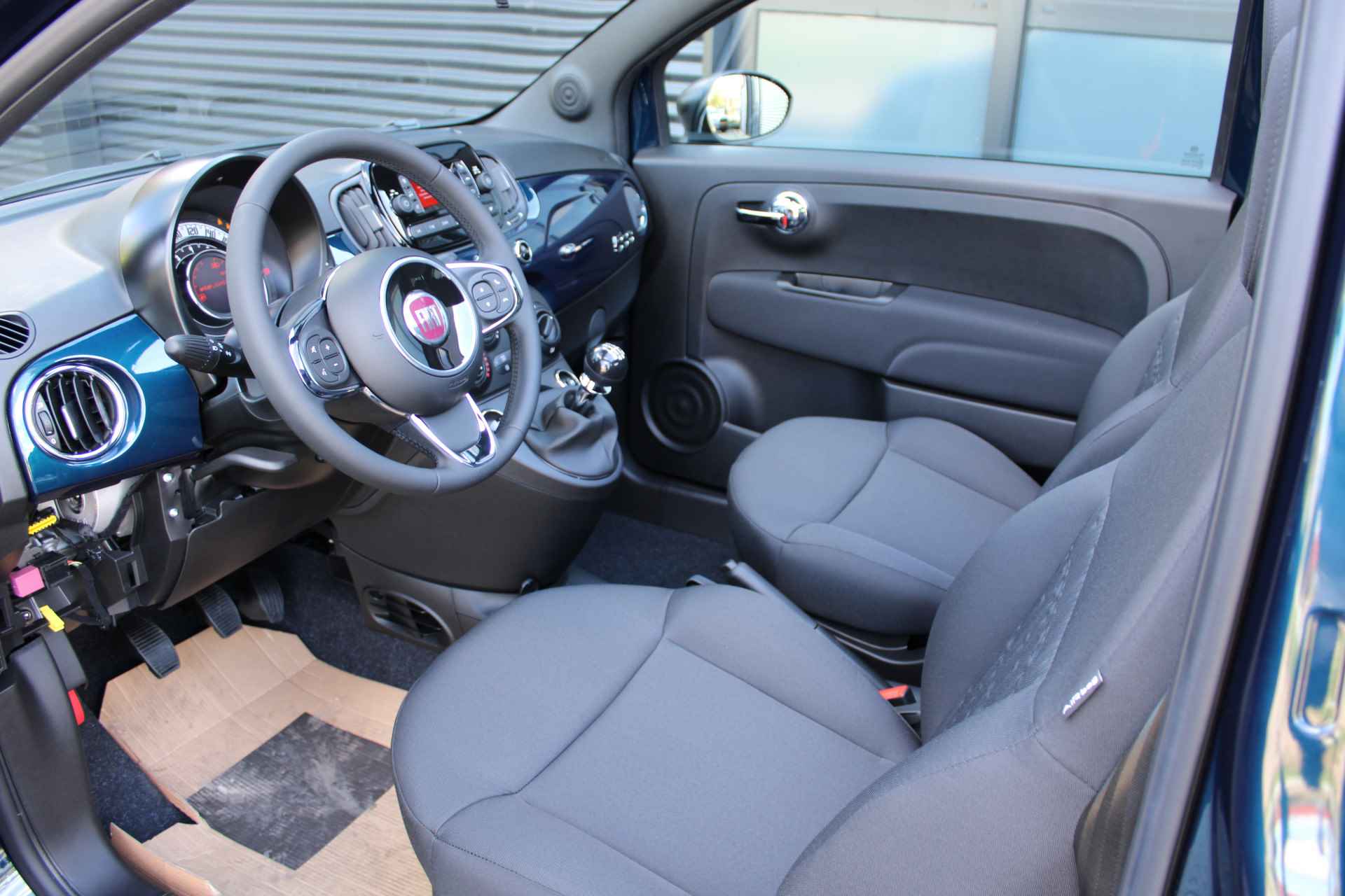 Fiat 500C 1.0 Hybrid Urban / Cabrio / Bluetooth / Airco / DAB / '' vraag een vrijblijvende offerte aan '' - 9/22