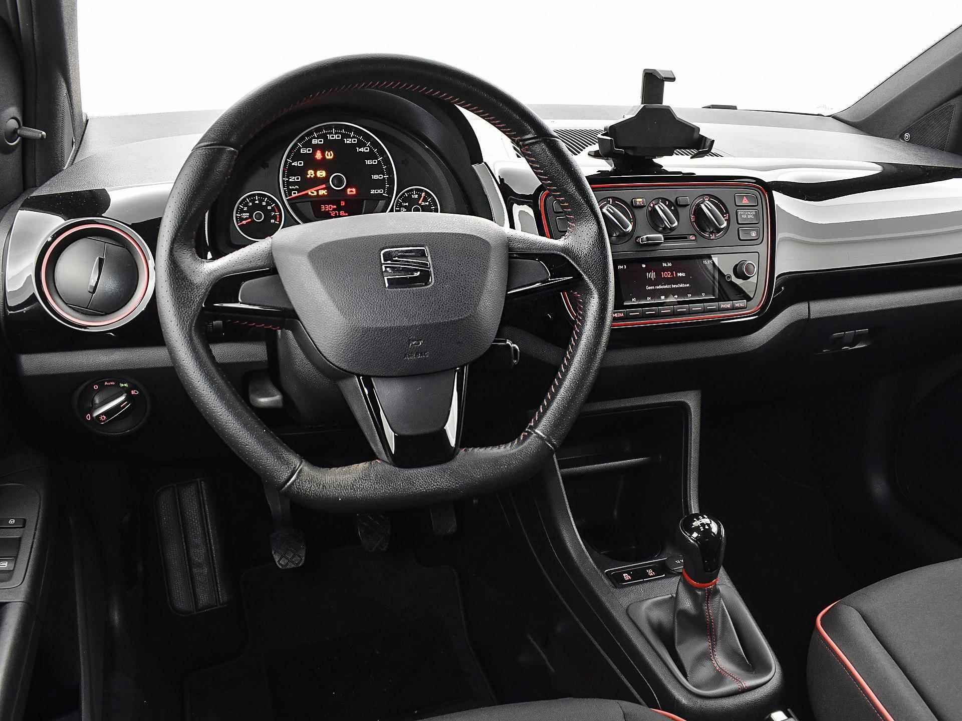 SEAT Mii 1.0 60pk FR | Cruise Control | P-Sensoren | 16"Velgen | Airco | Sportstuur | Bluetooth | 12 maanden BOVAG Garantie - 18/31