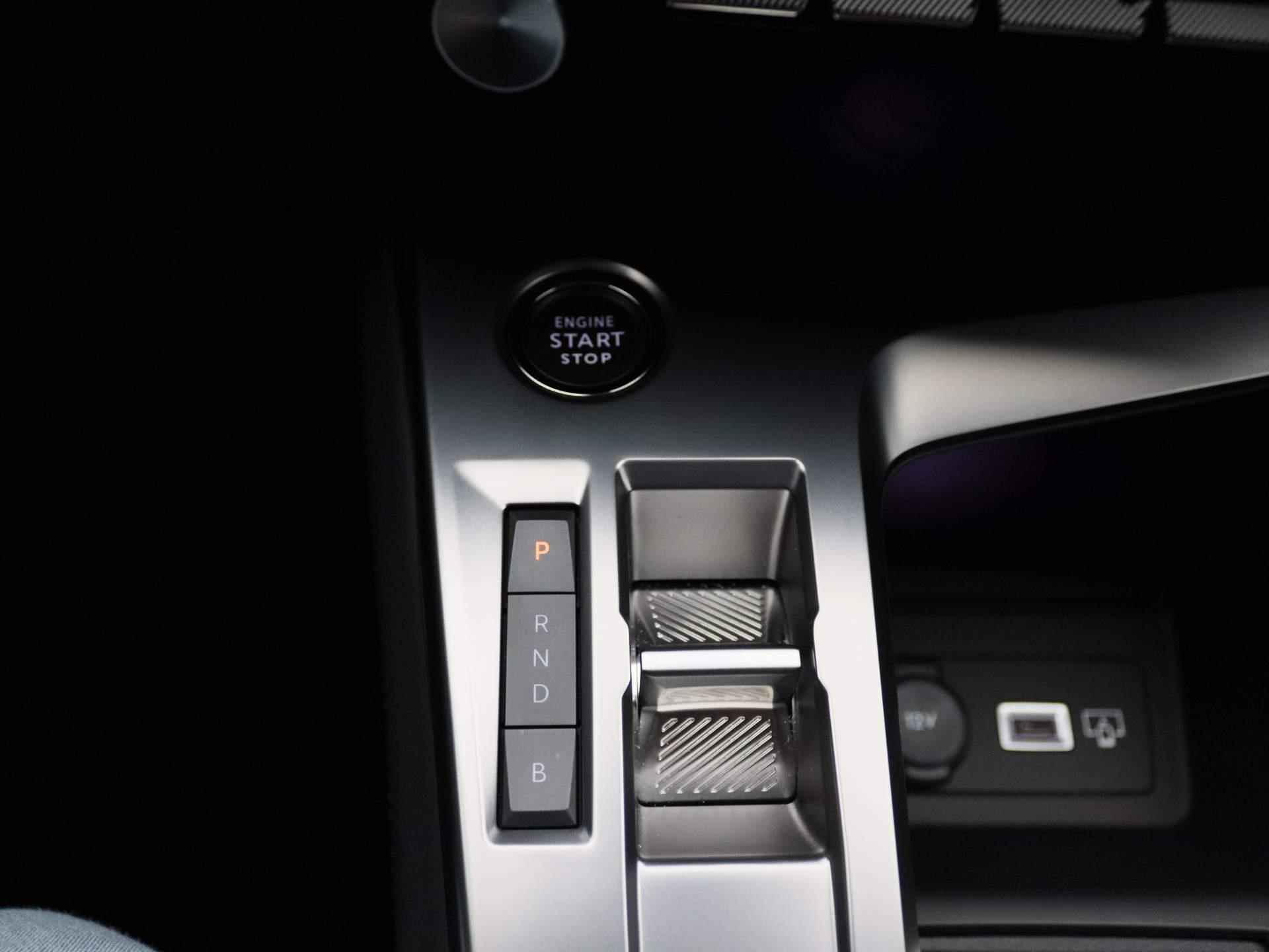 Peugeot 308 1.6 HYbrid 180 Allure Pack Business | Navigatie | Parkeercamera voor en achter + parkeersensoren voor enachter | 360 graden camera | Adaptieve cruise control - 10/30