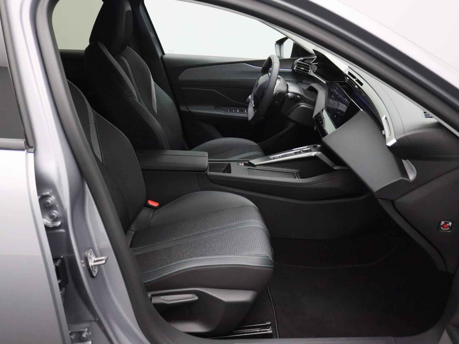 Peugeot 308 1.6 HYbrid 180 Allure Pack Business | Navigatie | Parkeercamera voor en achter + parkeersensoren voor enachter | 360 graden camera | Adaptieve cruise control - 25/30