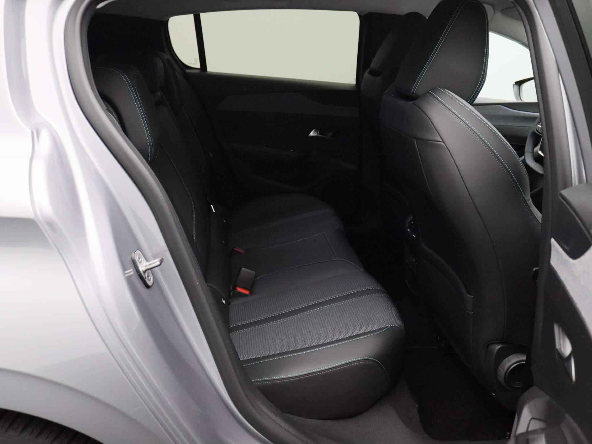 Peugeot 308 1.6 HYbrid 180 Allure Pack Business | Navigatie | Parkeercamera voor en achter + parkeersensoren voor enachter | 360 graden camera | Adaptieve cruise control - 26/30