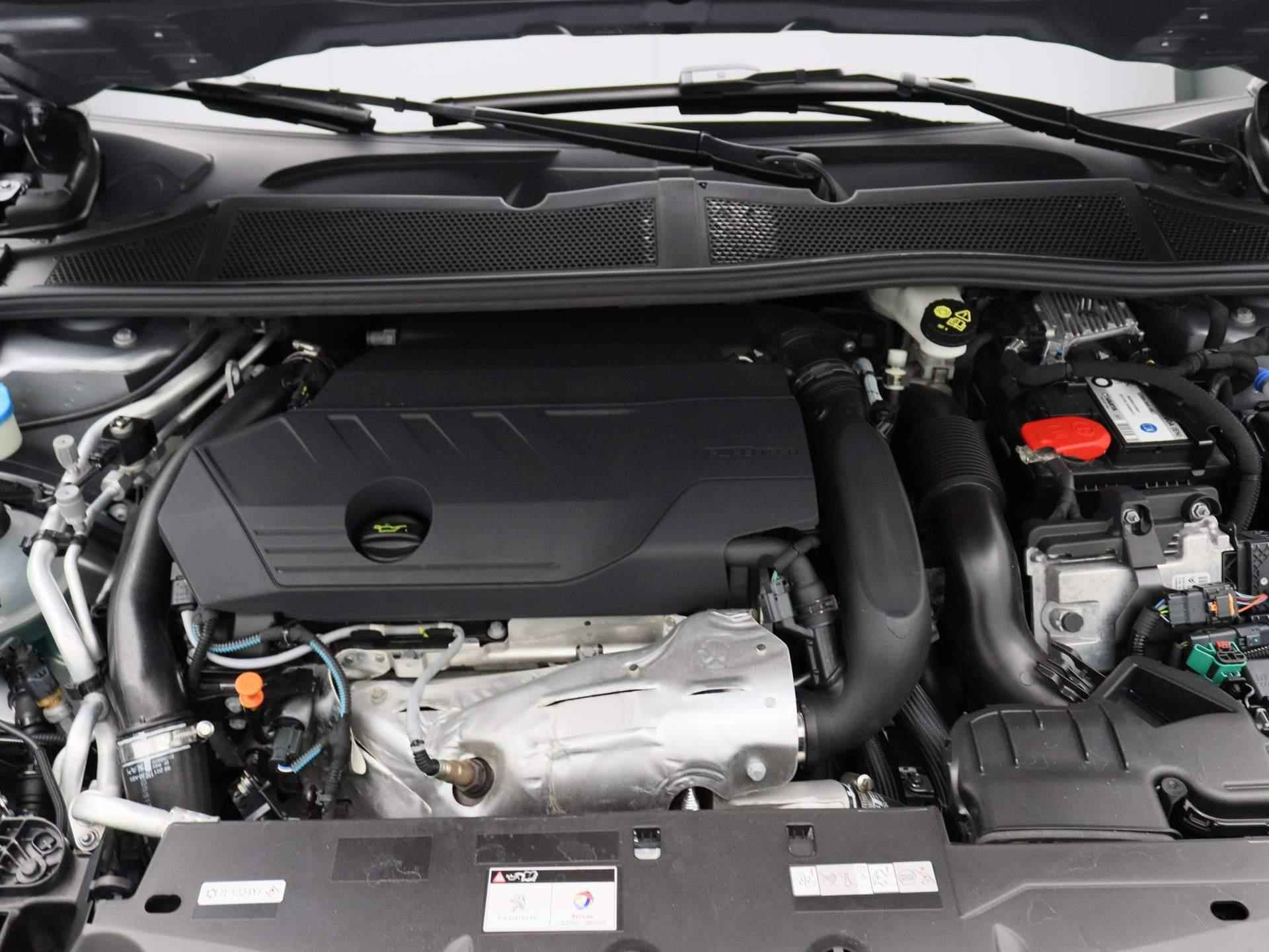 Peugeot 308 1.6 HYbrid 180 Allure Pack Business | Navigatie | Parkeercamera voor en achter + parkeersensoren voor enachter | 360 graden camera | Adaptieve cruise control - 28/30