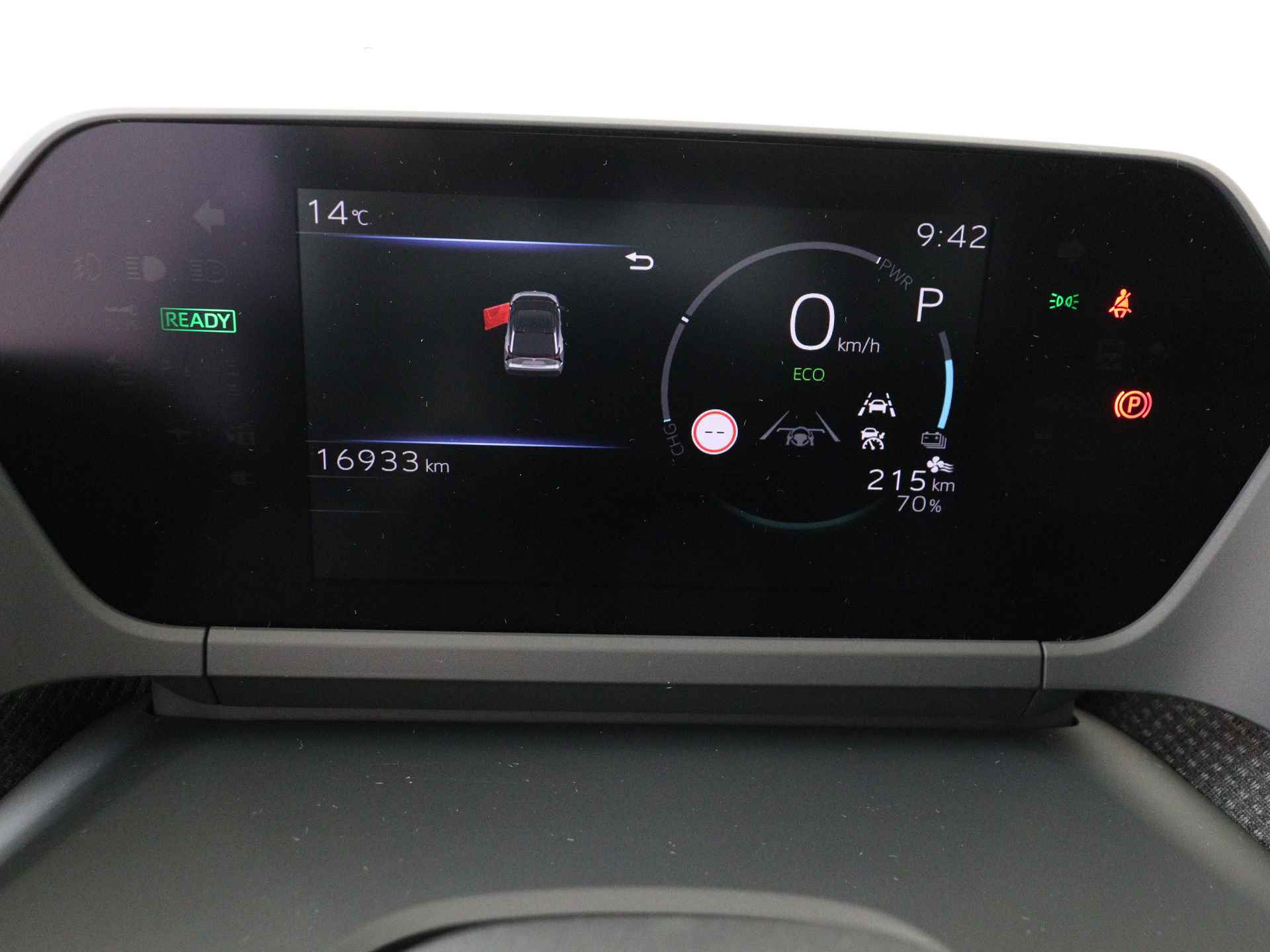 Toyota Bz4x Launch Edition Premium Bi-Tone uitvoering | Navigatie | Stoel&stuur verwarming | My T app | Panoramadak | Wegenbelasting vrij | Subsidie €2000,- aanvraag mogelijk. - 6/48